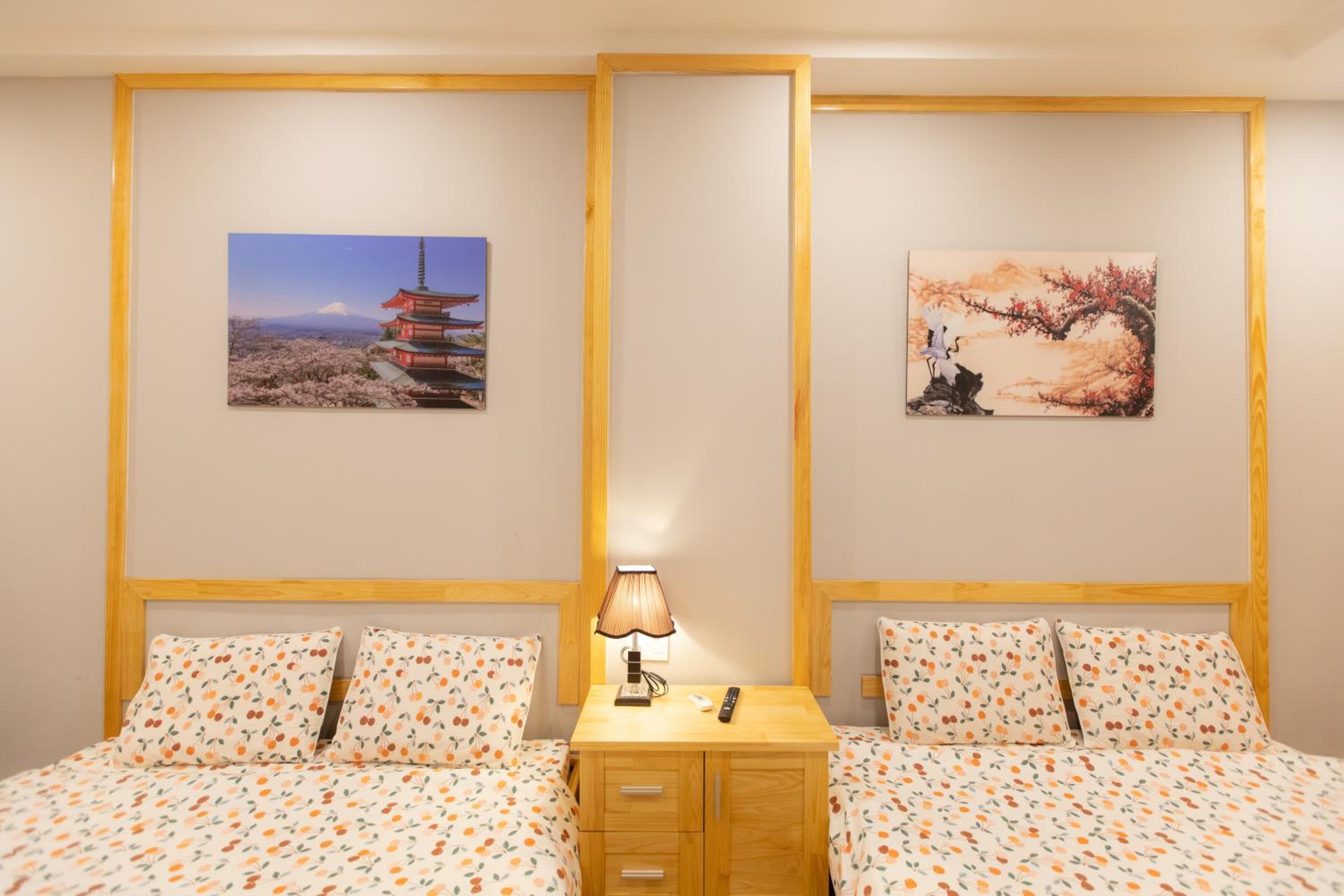 Quadruple Room - Photo 5
