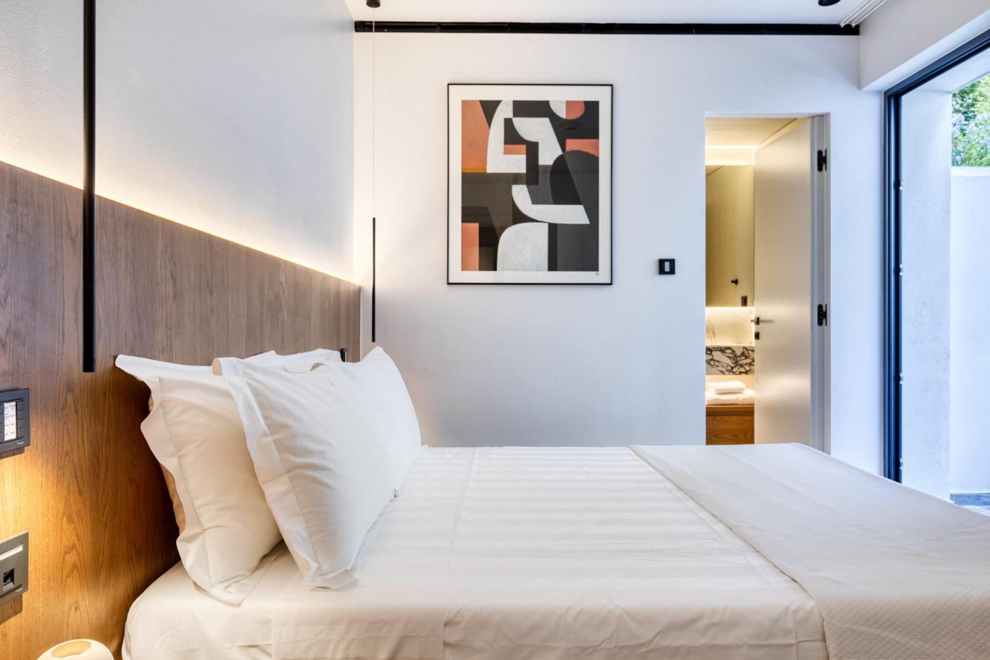 Habitación Doble Económica con Patio Compartido