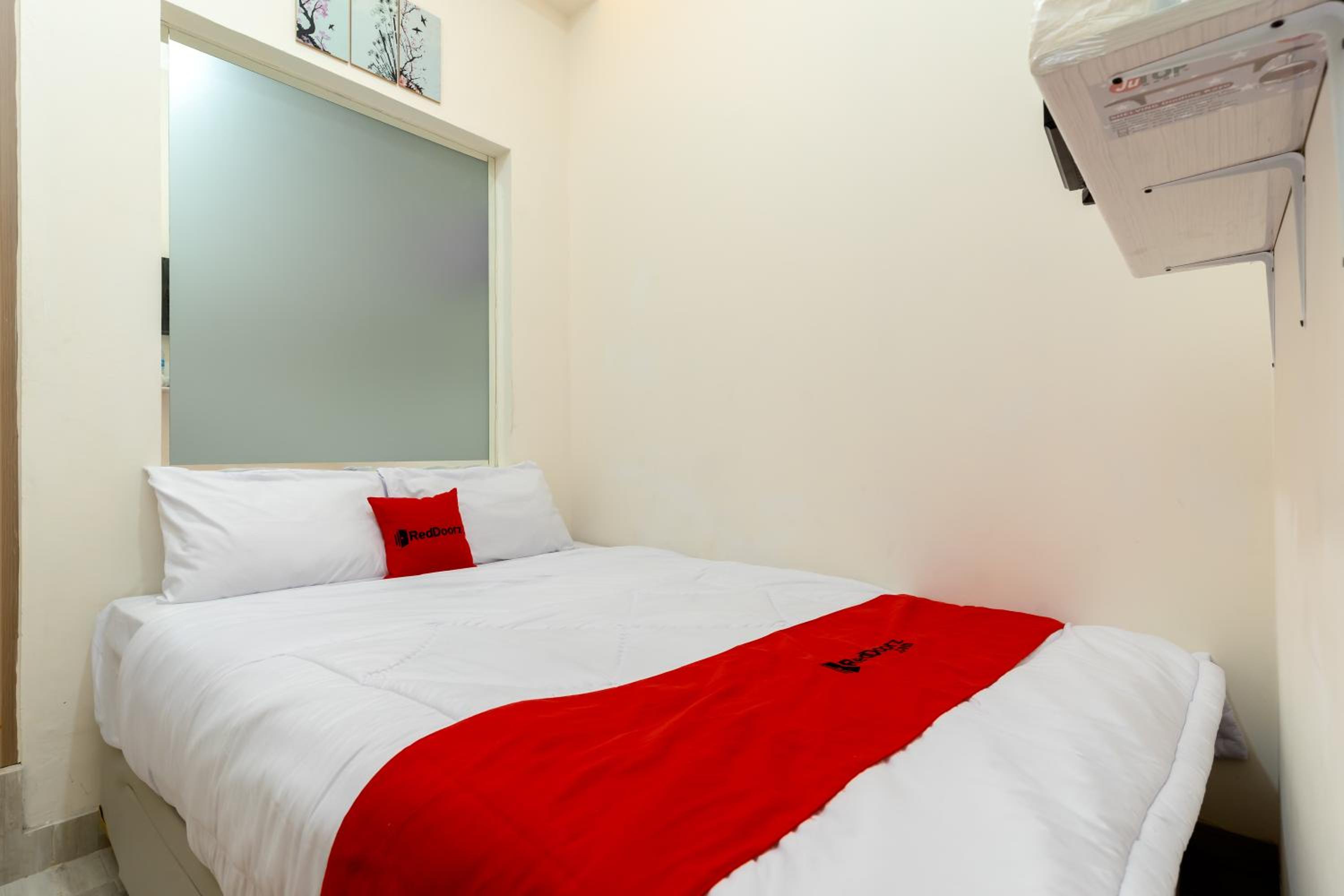 Double Room - Photo 5