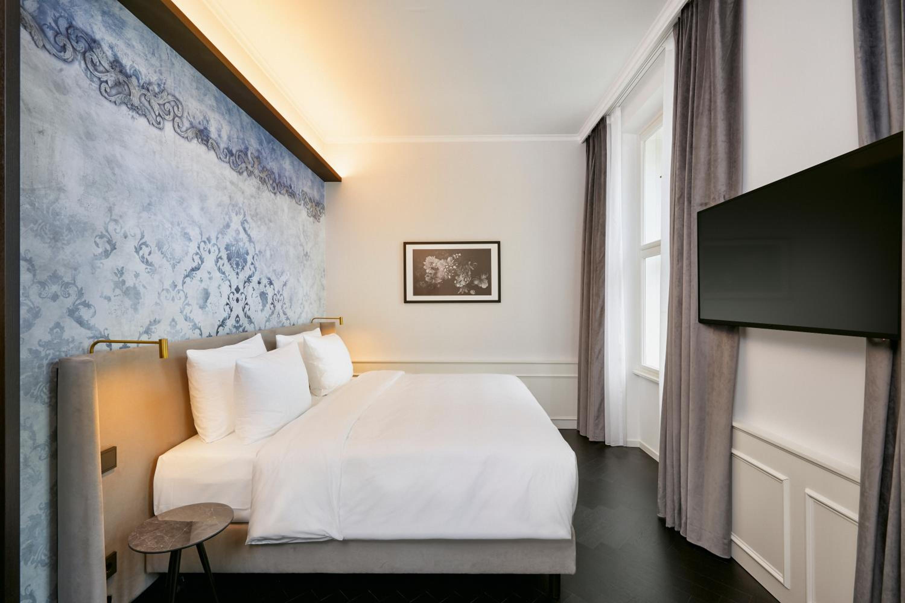 Deluxe Double Room - Photo 5