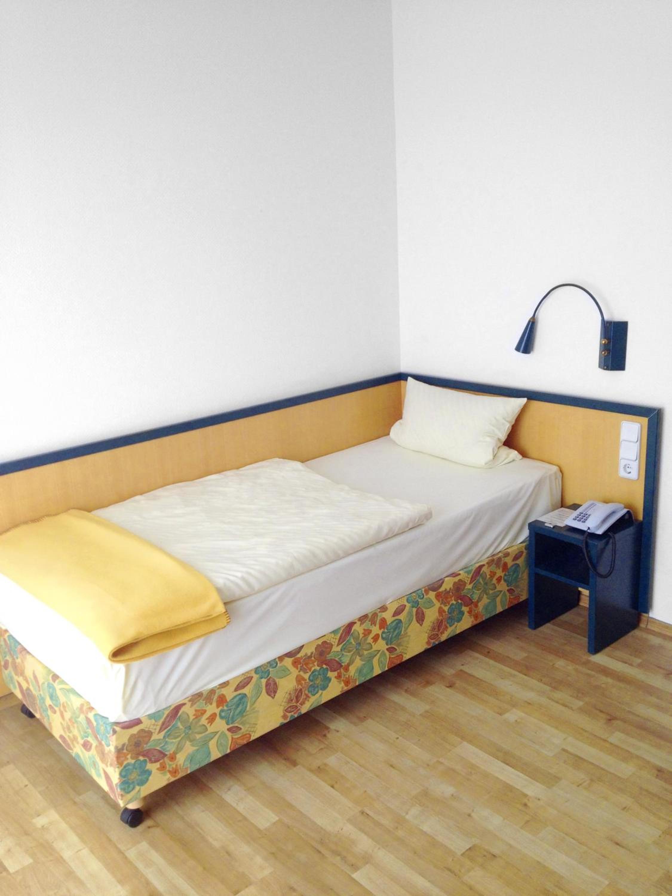 Single Room photo 3