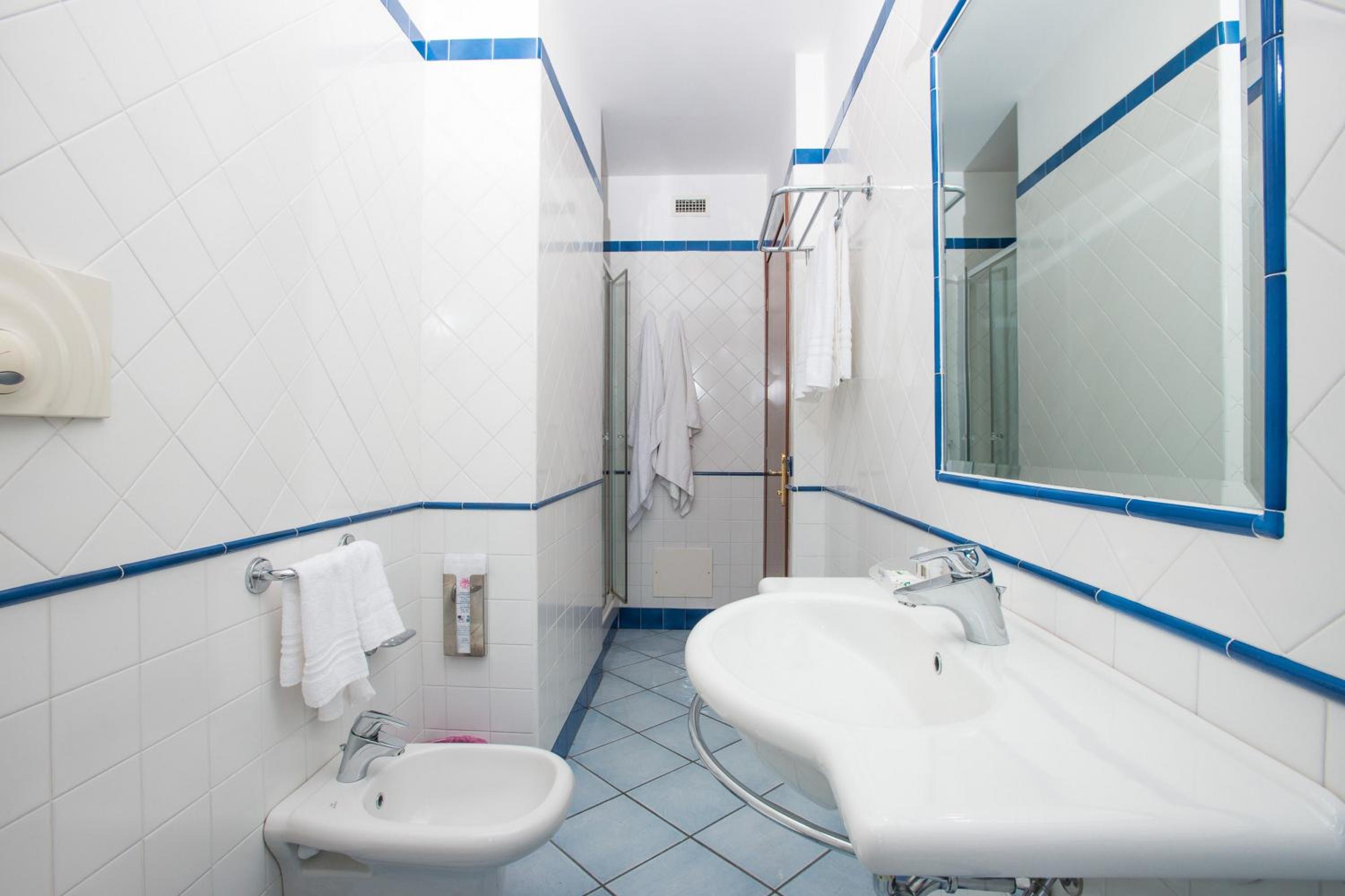 Double Room (1 Adult ) photo 2