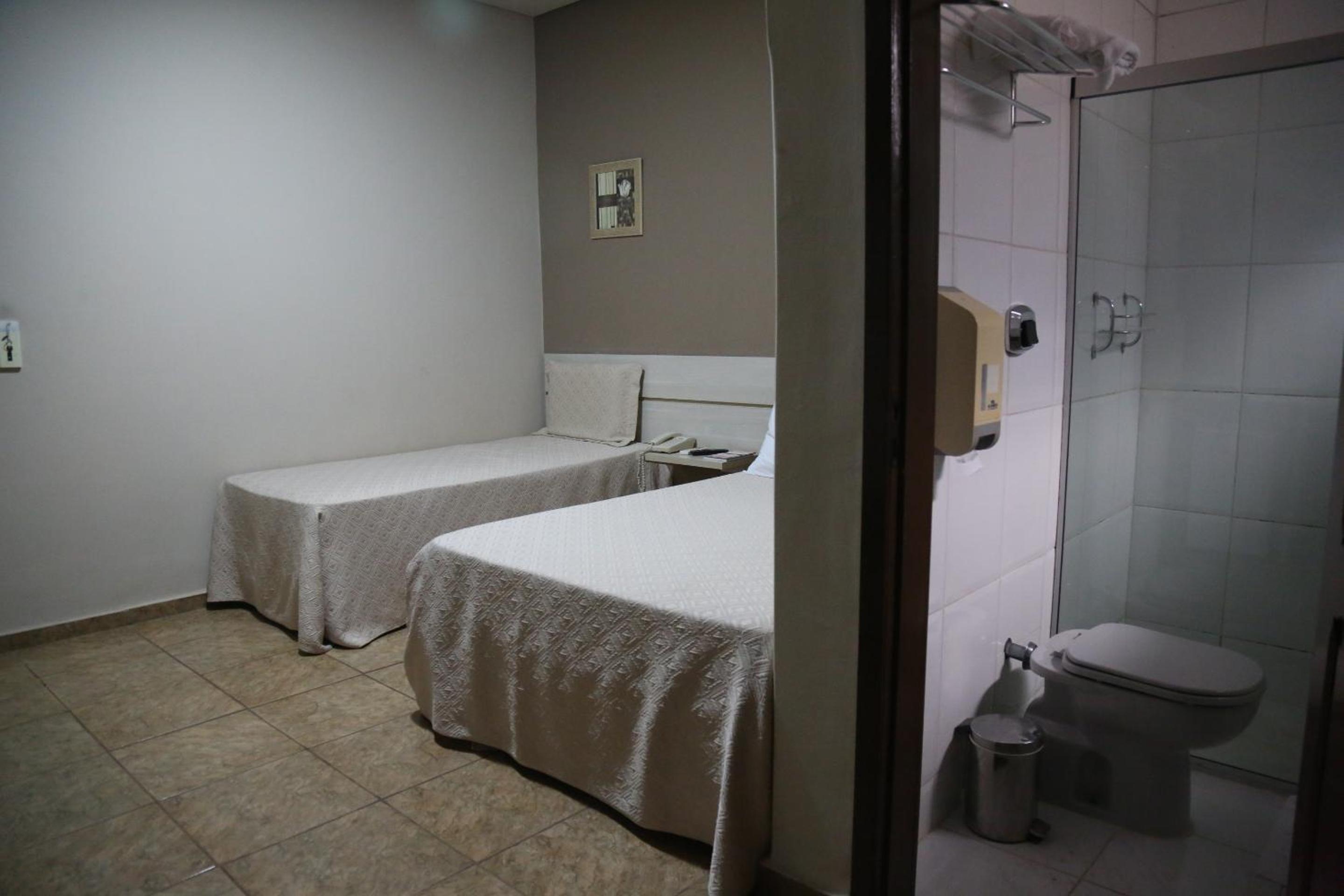 Double Room - Photo 5