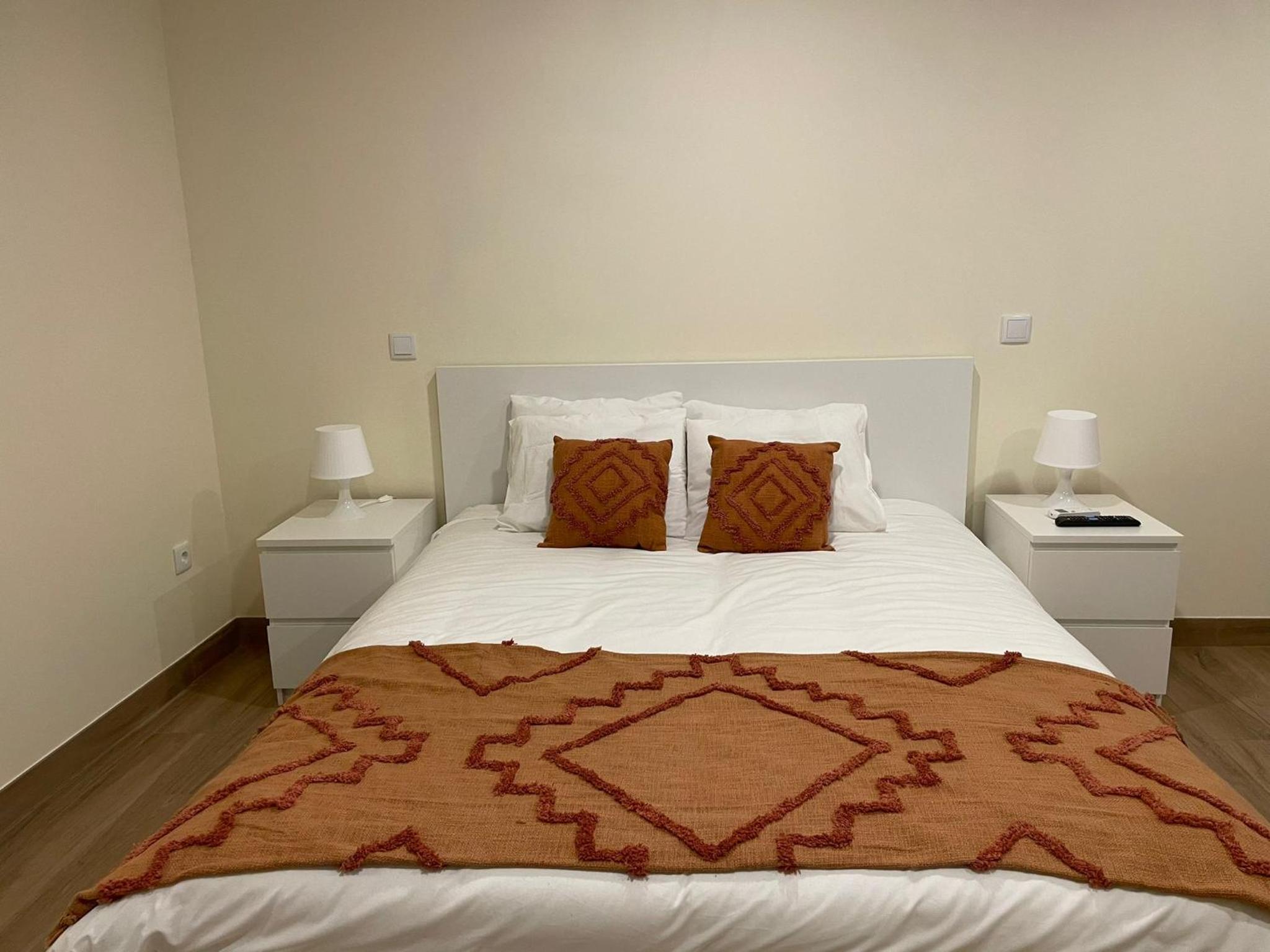 Double Room with Pool View - Photo 1