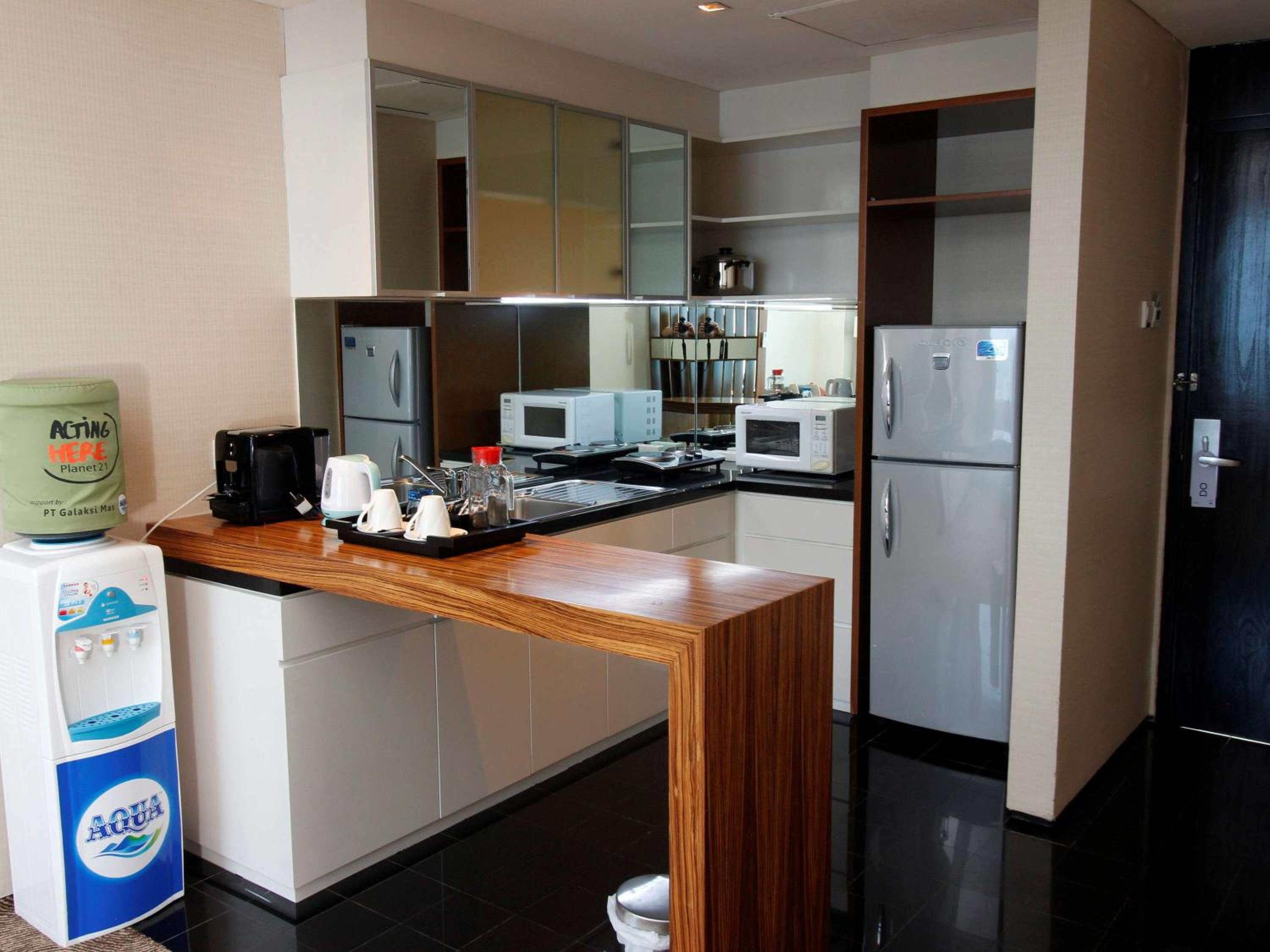 Junior King Suite - Photo 10