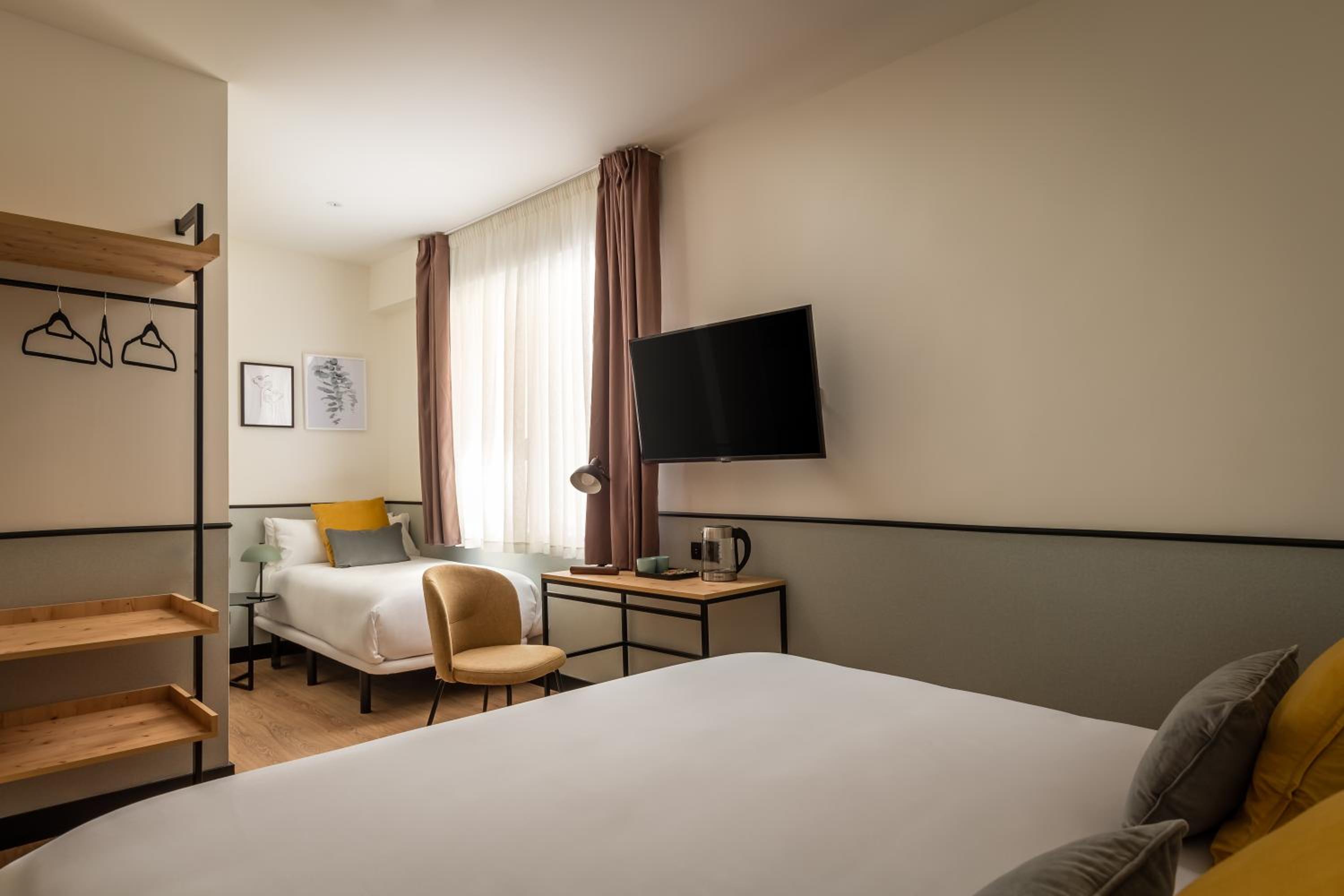 Triple Room - Photo 1