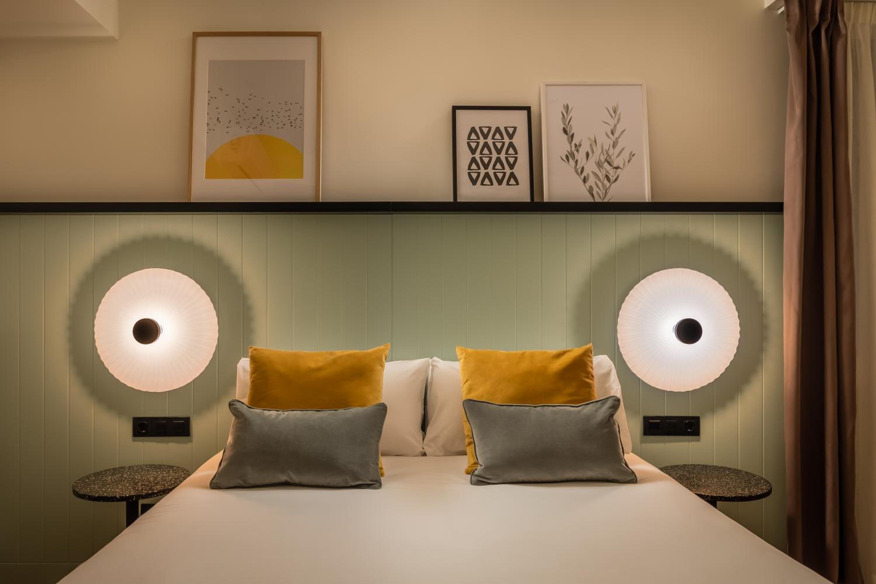 Double Room Interior - Photo 1