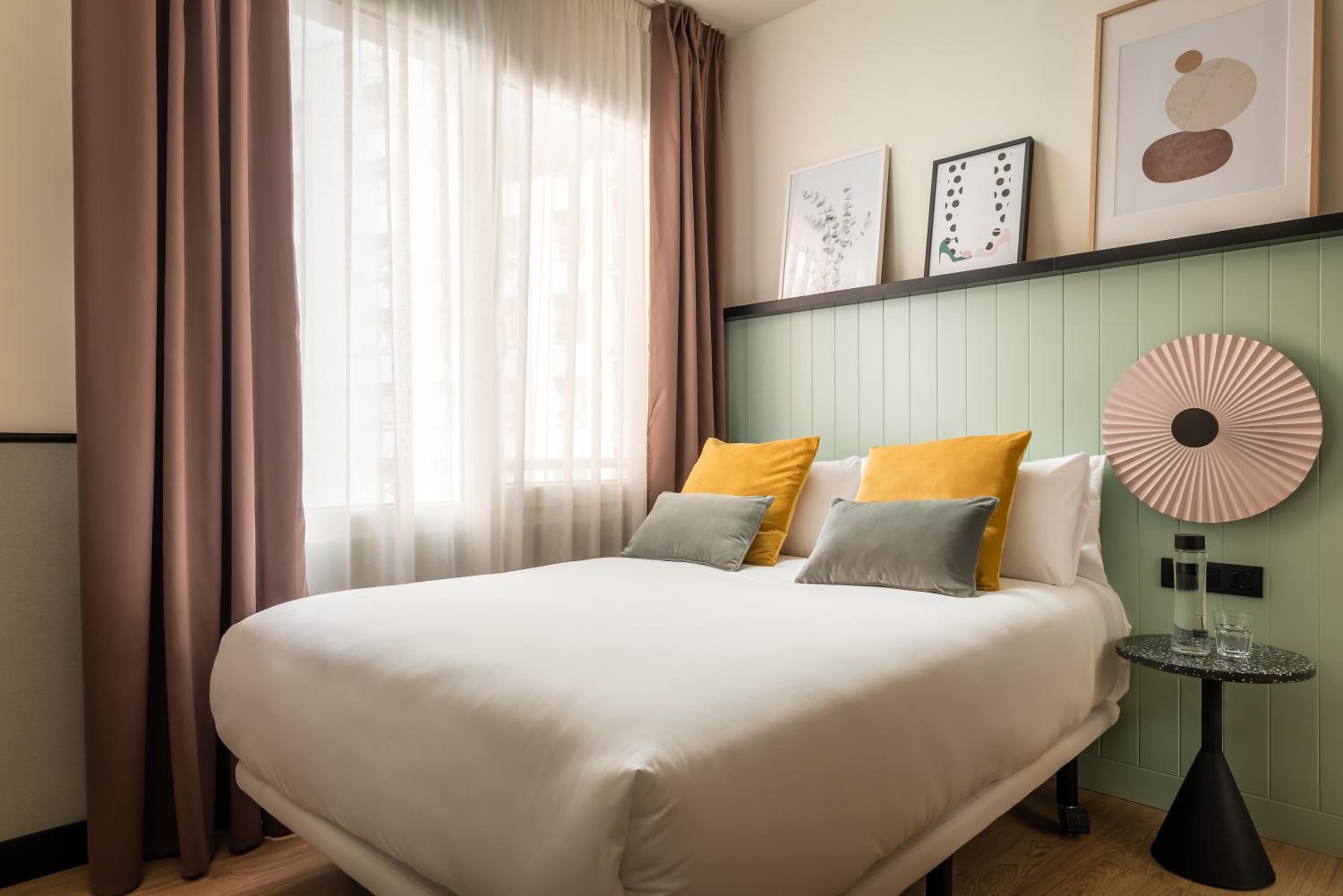 Double Room - Photo 8