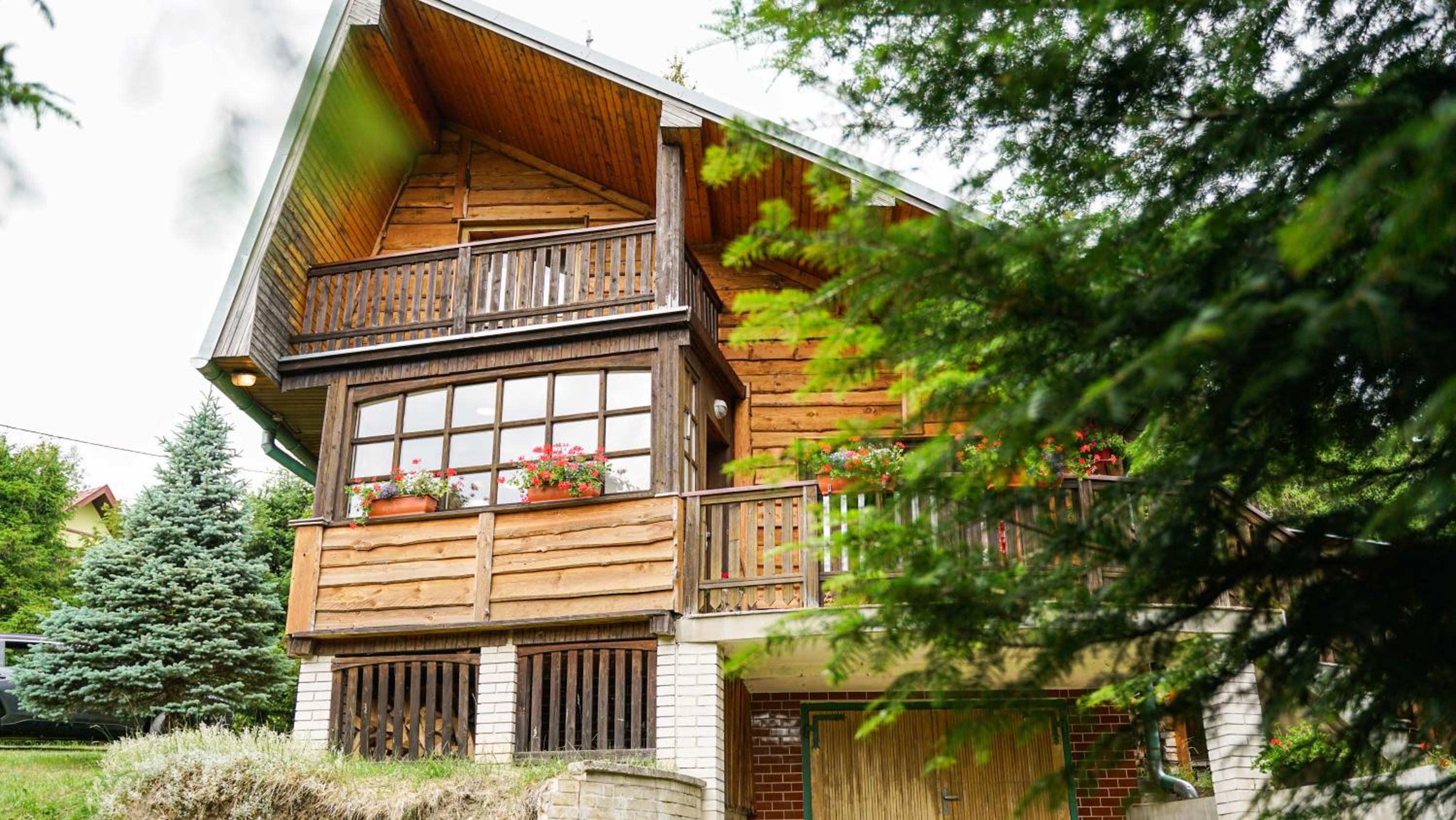 Two-Bedroom Chalet photo 1