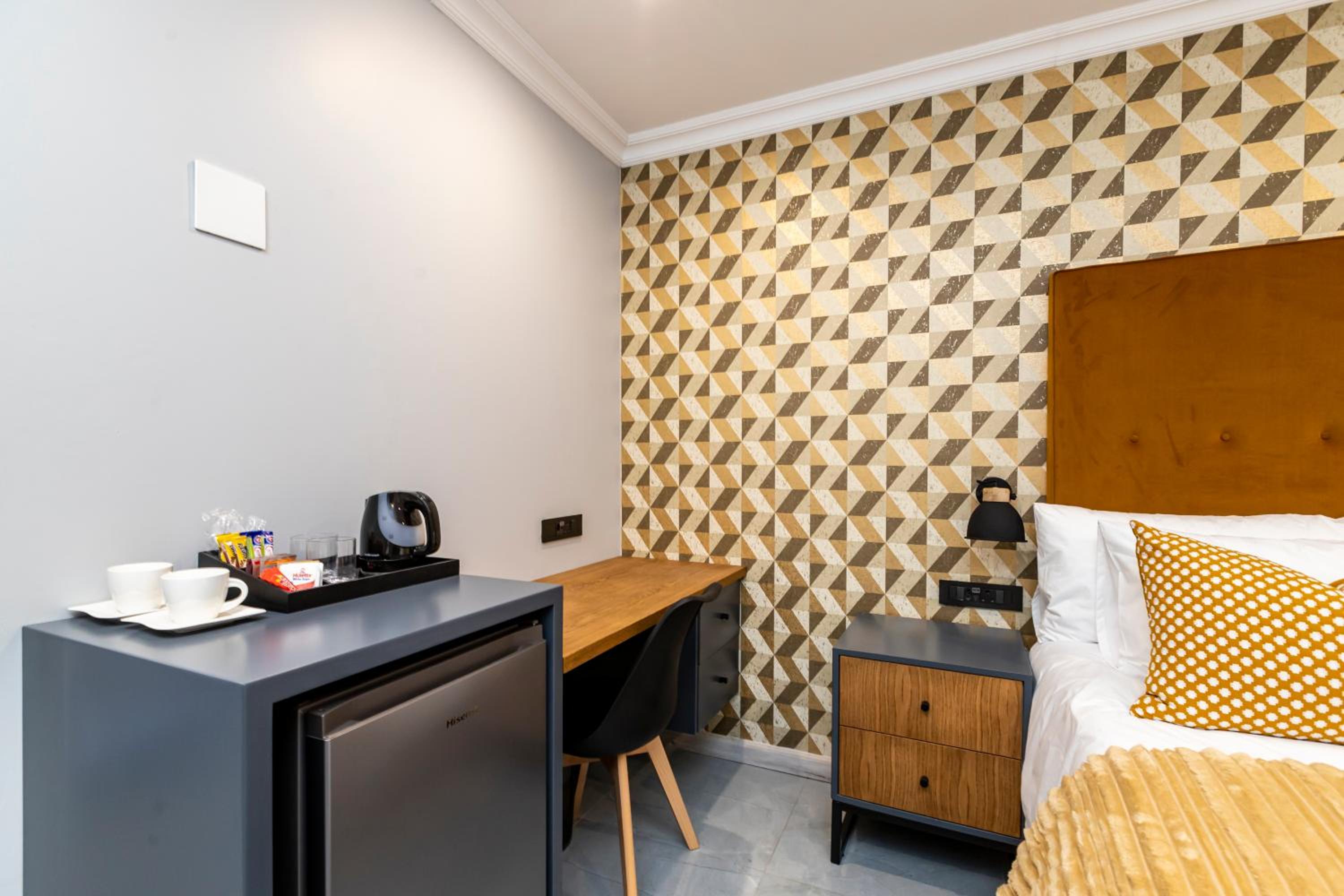 Double Room - Photo 6
