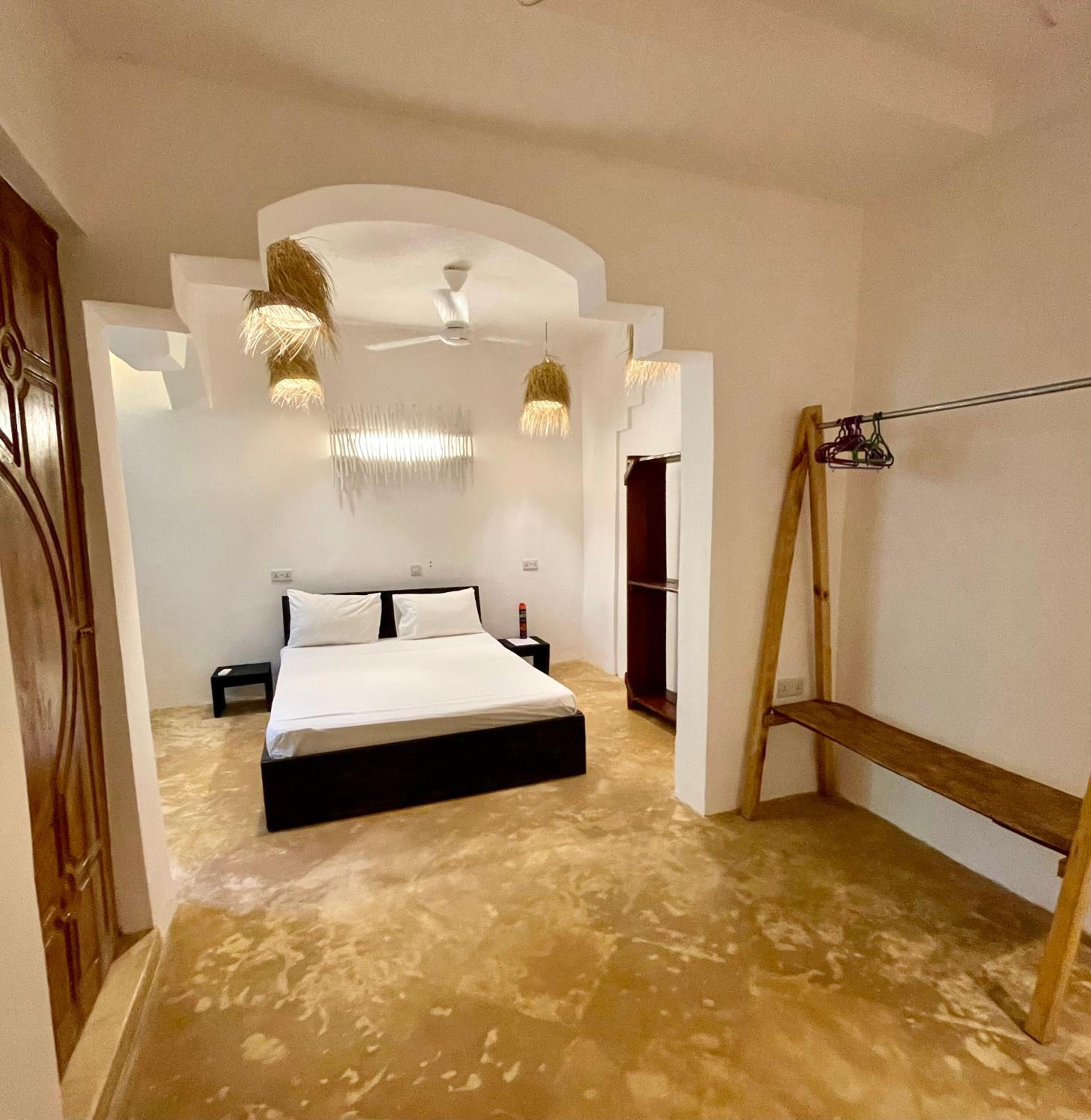 Deluxe King Suite