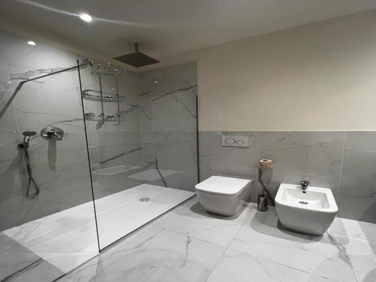 Deluxe Double Room - Photo 4