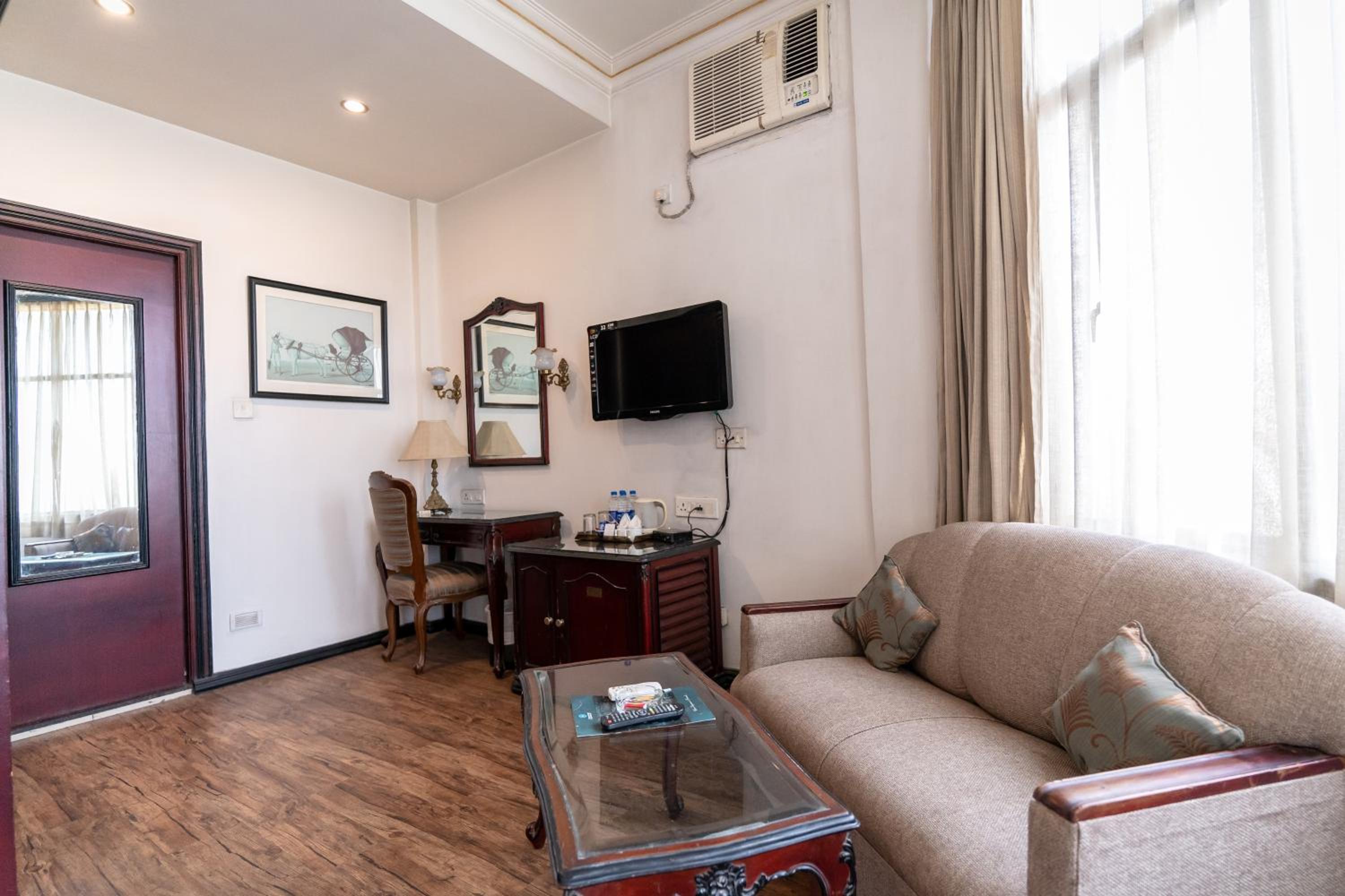 Executive Double Room - Photo 20