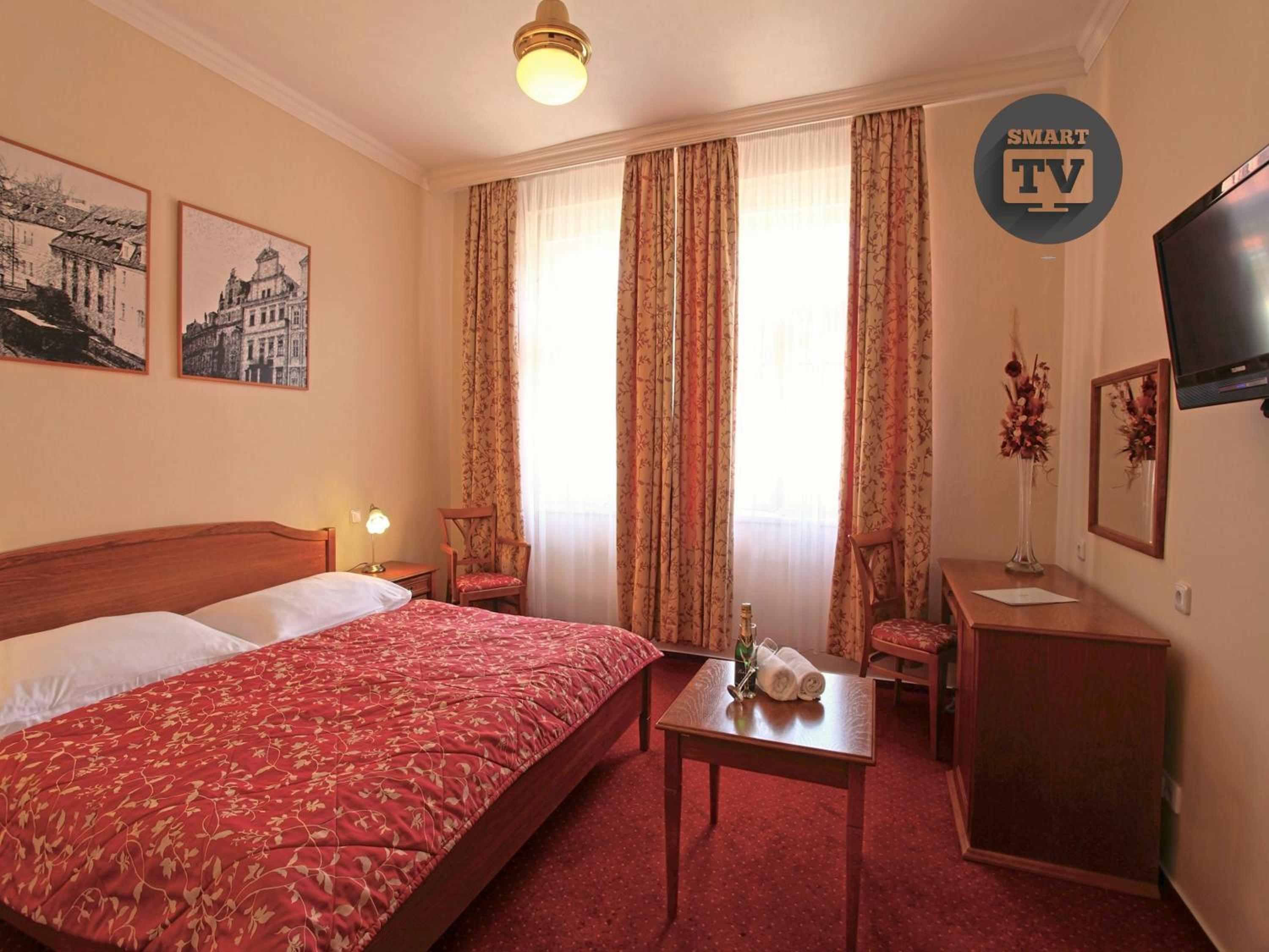 Double or Twin Room - Photo 1
