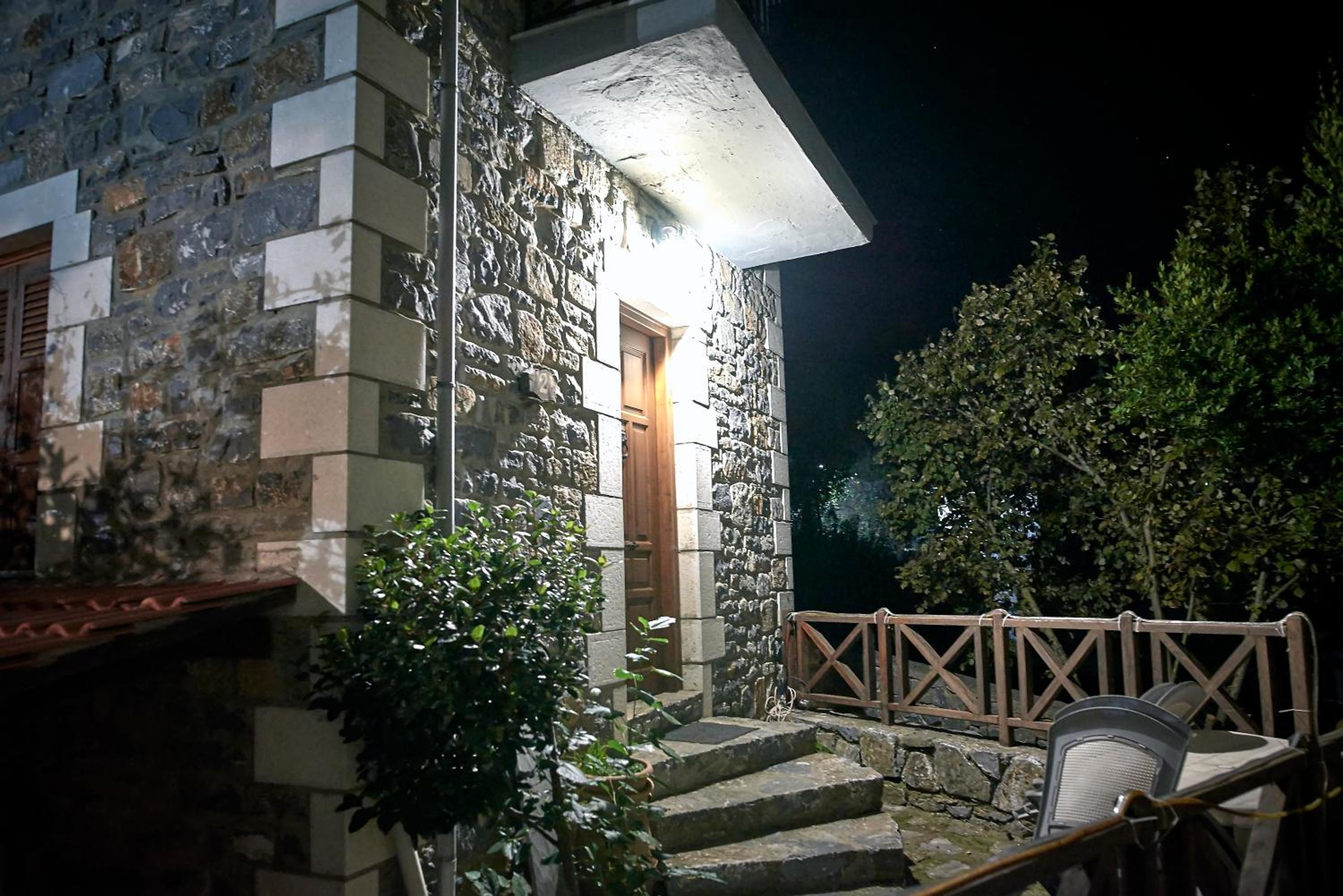 Suite with Garden View - Photo 4