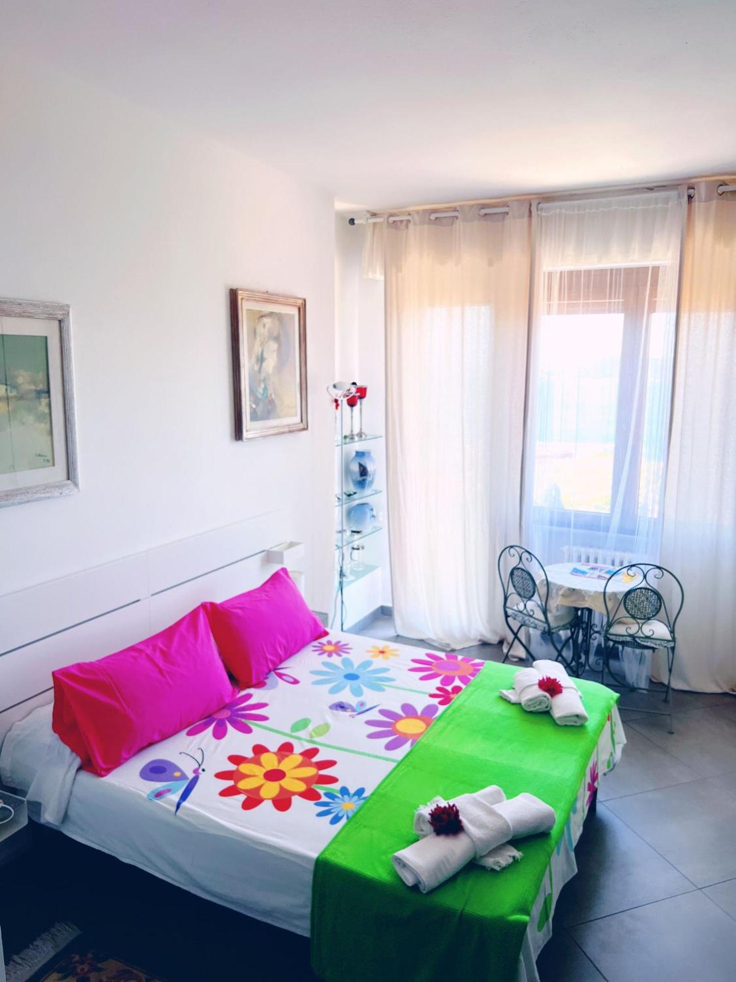 Deluxe Double or Twin Room with Sea View