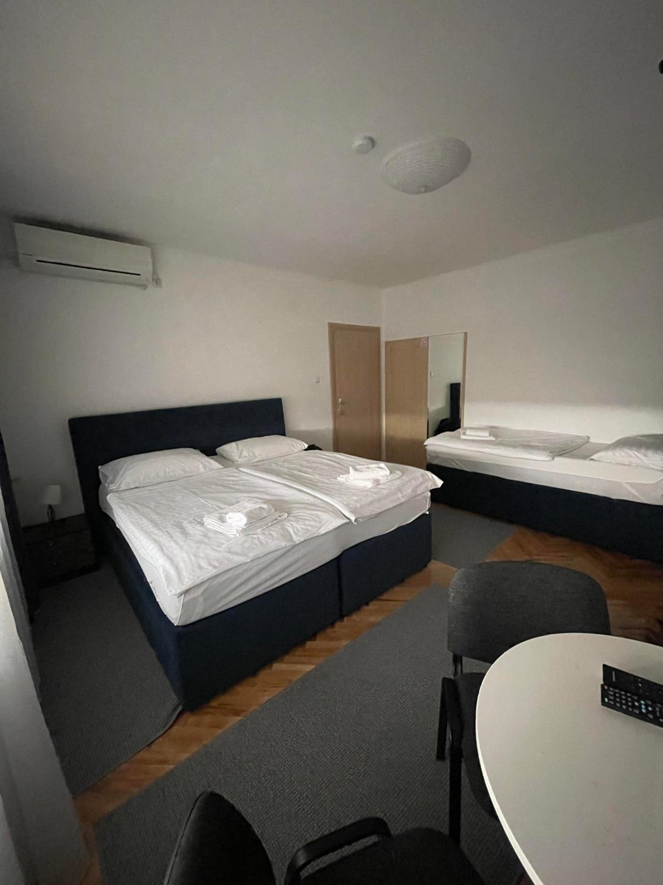 Triple Room photo 3
