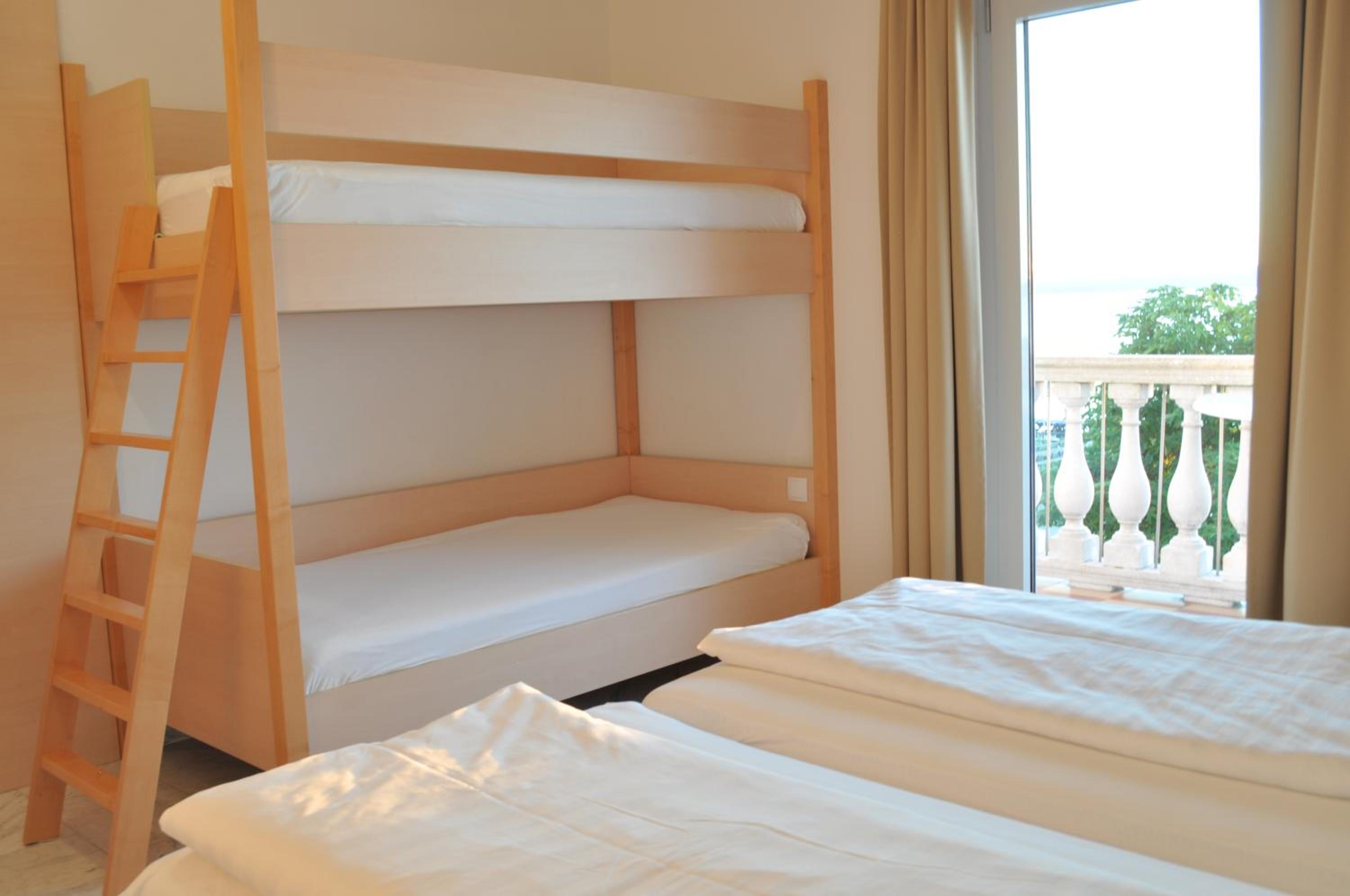 One-Bedroom Suite photo 1