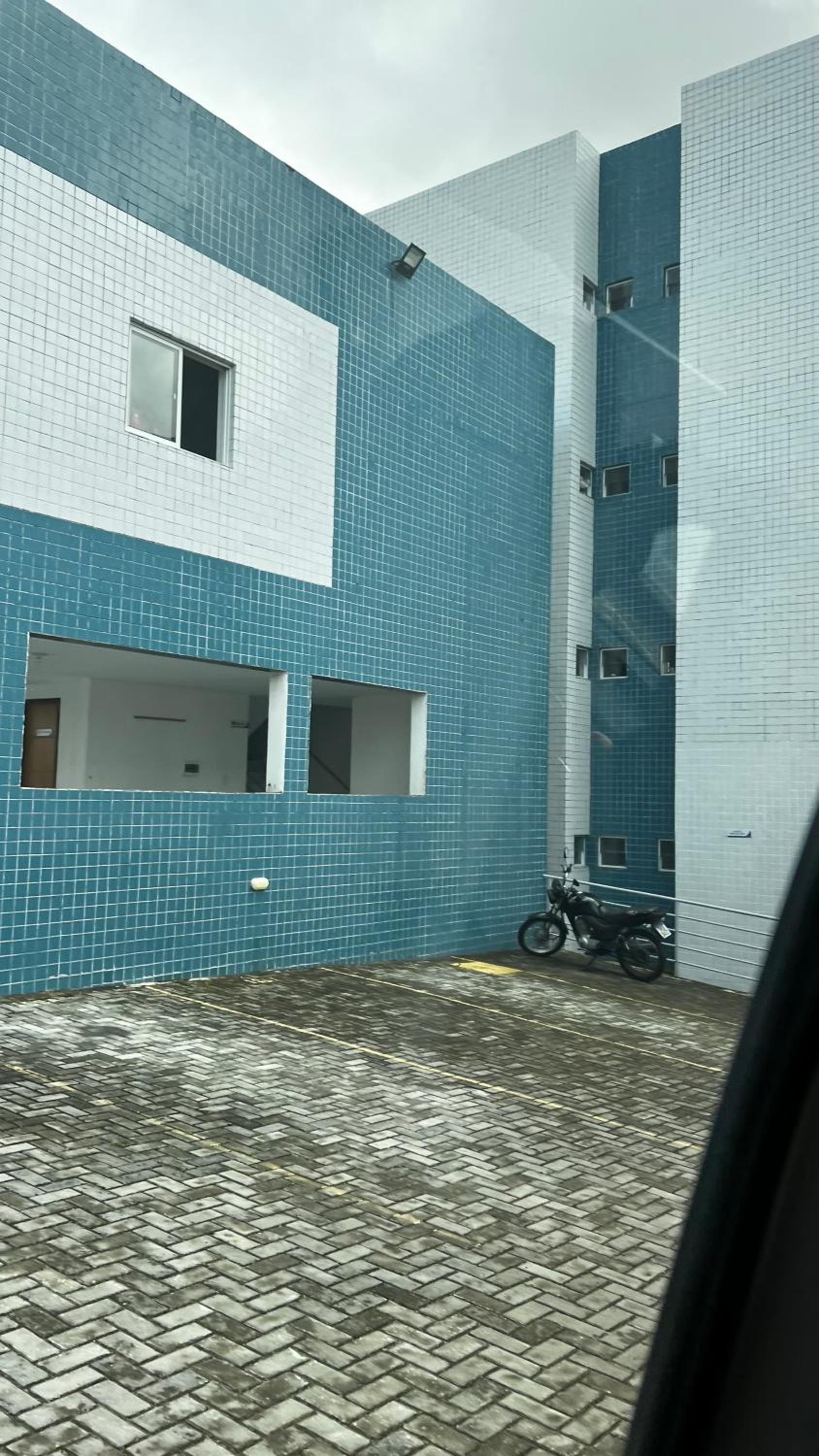 Apartment with Balcony - Photo 22