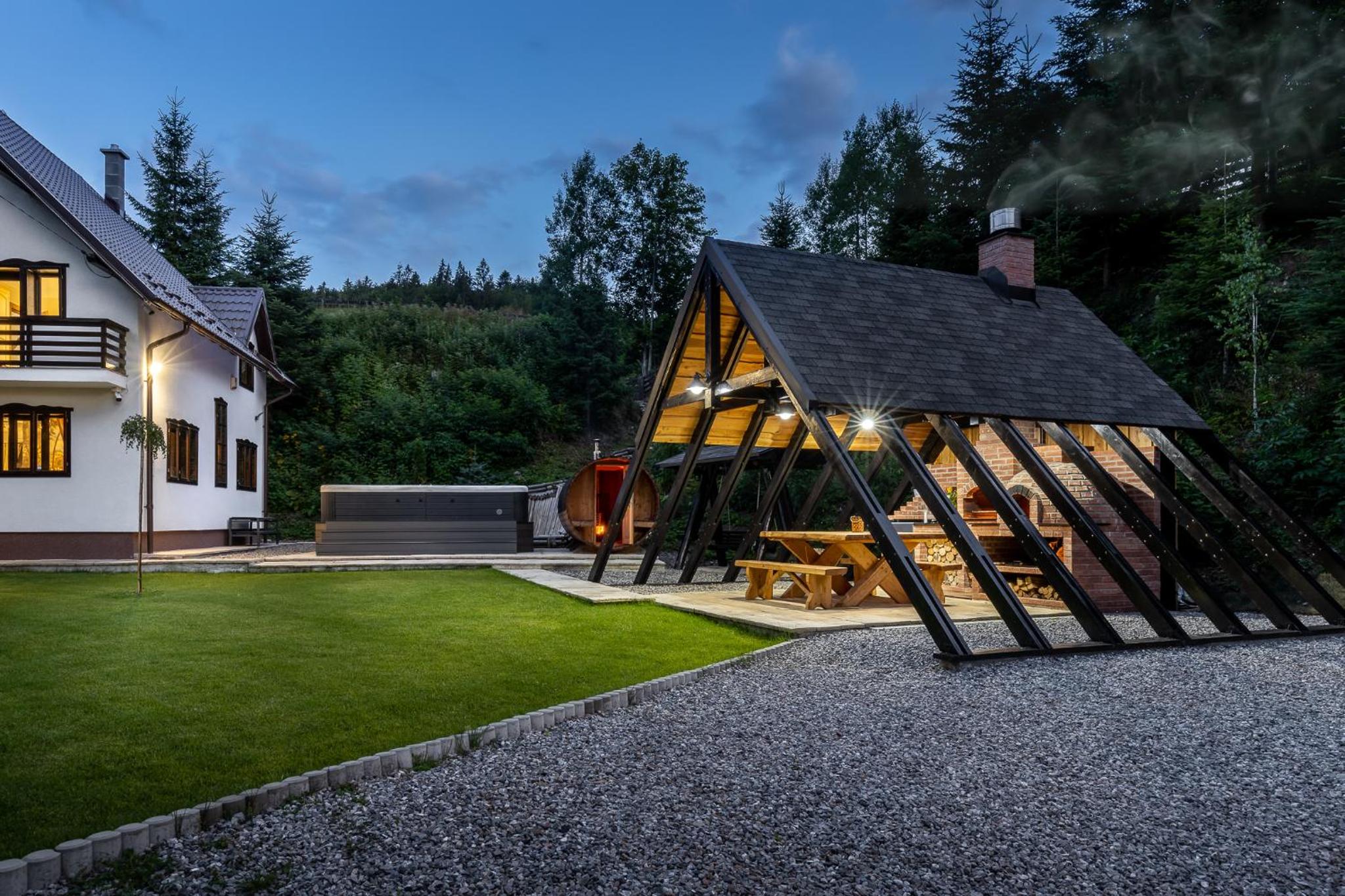 Villa photo 3