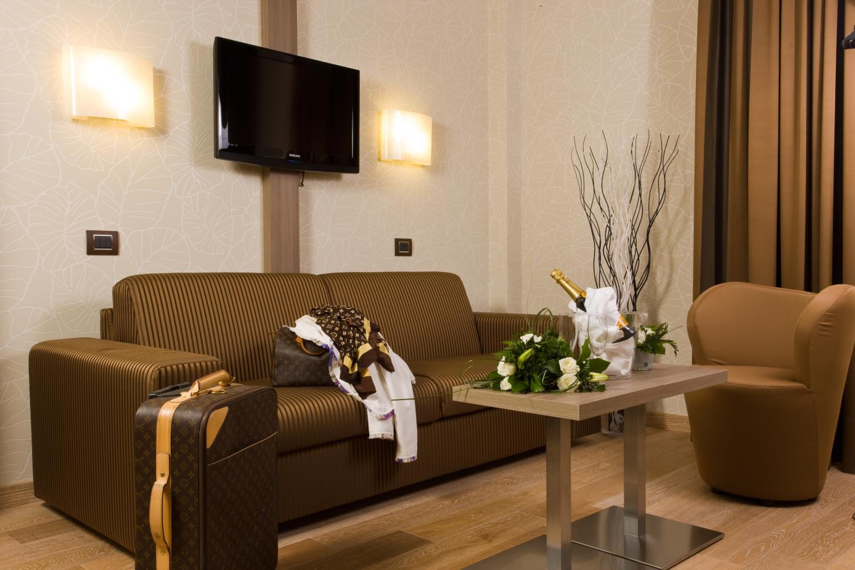 Junior Suite - Photo 5