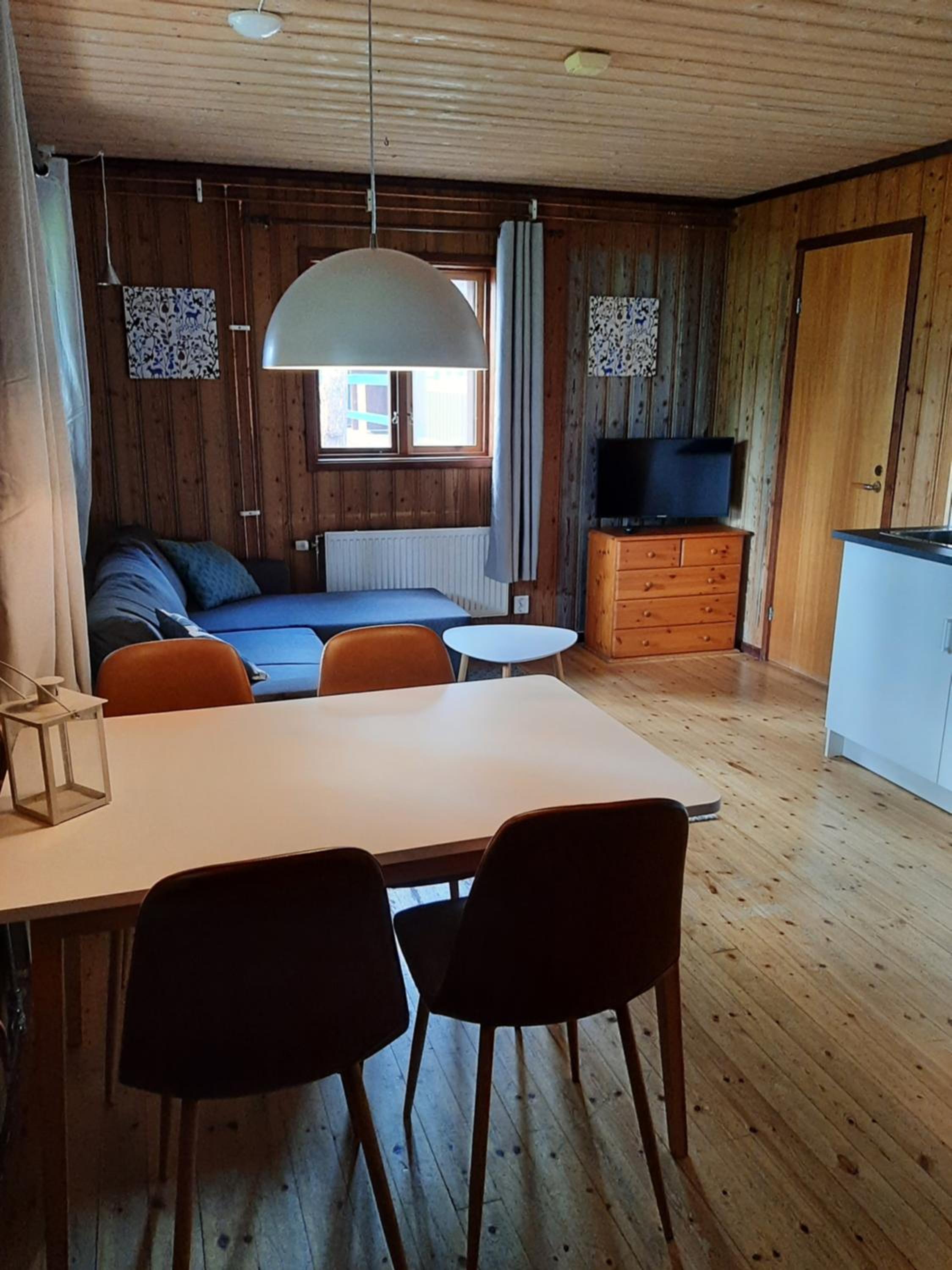 One-Bedroom House photo 1