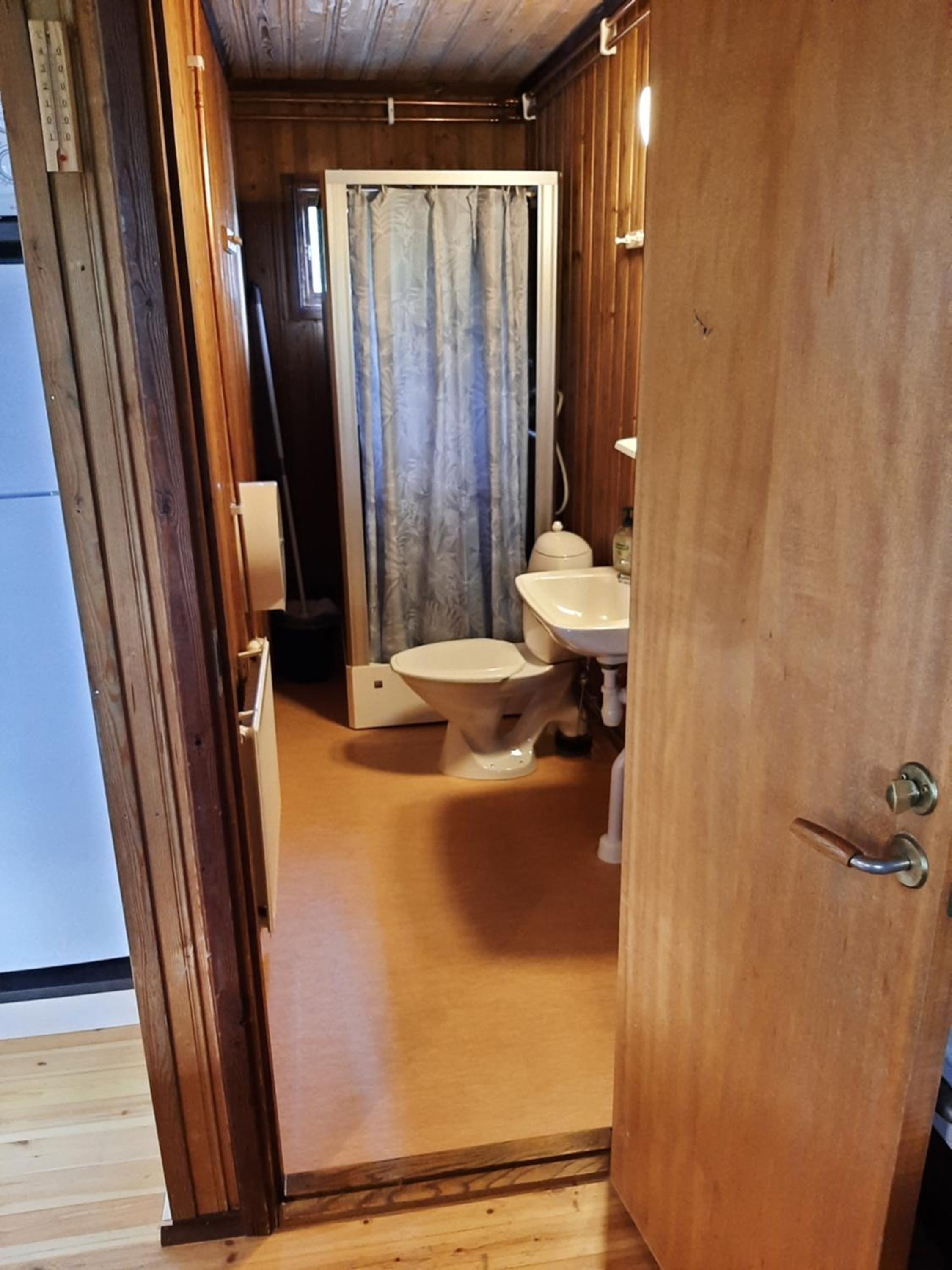 One-Bedroom House photo 3