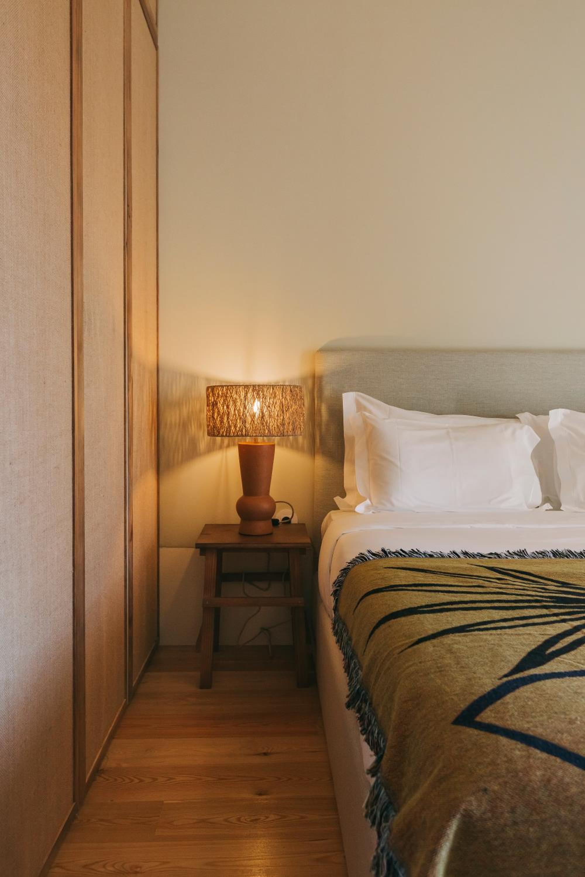 Premium One Bedroom - Photo 11