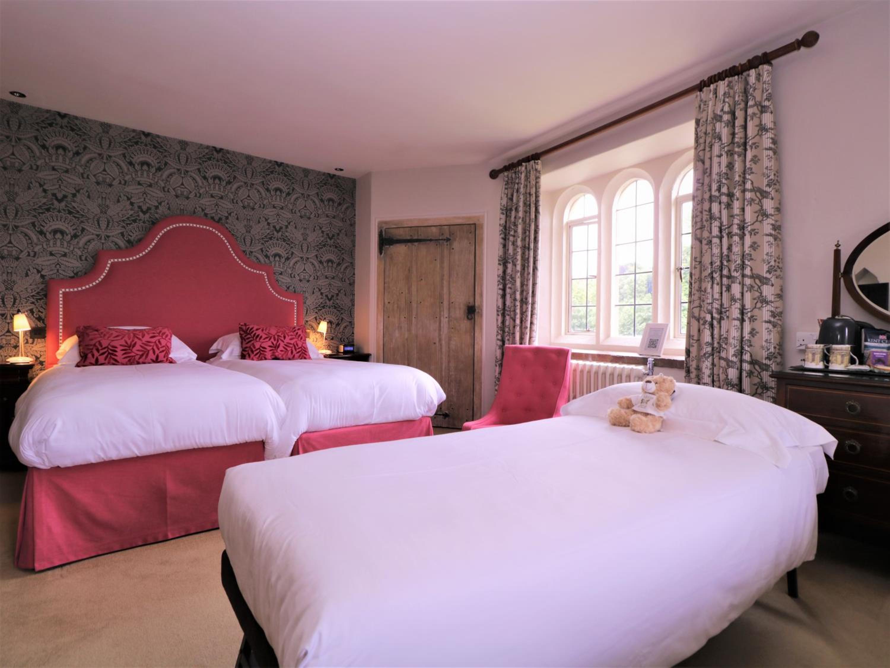 Deluxe Double or Twin Room - Photo 1