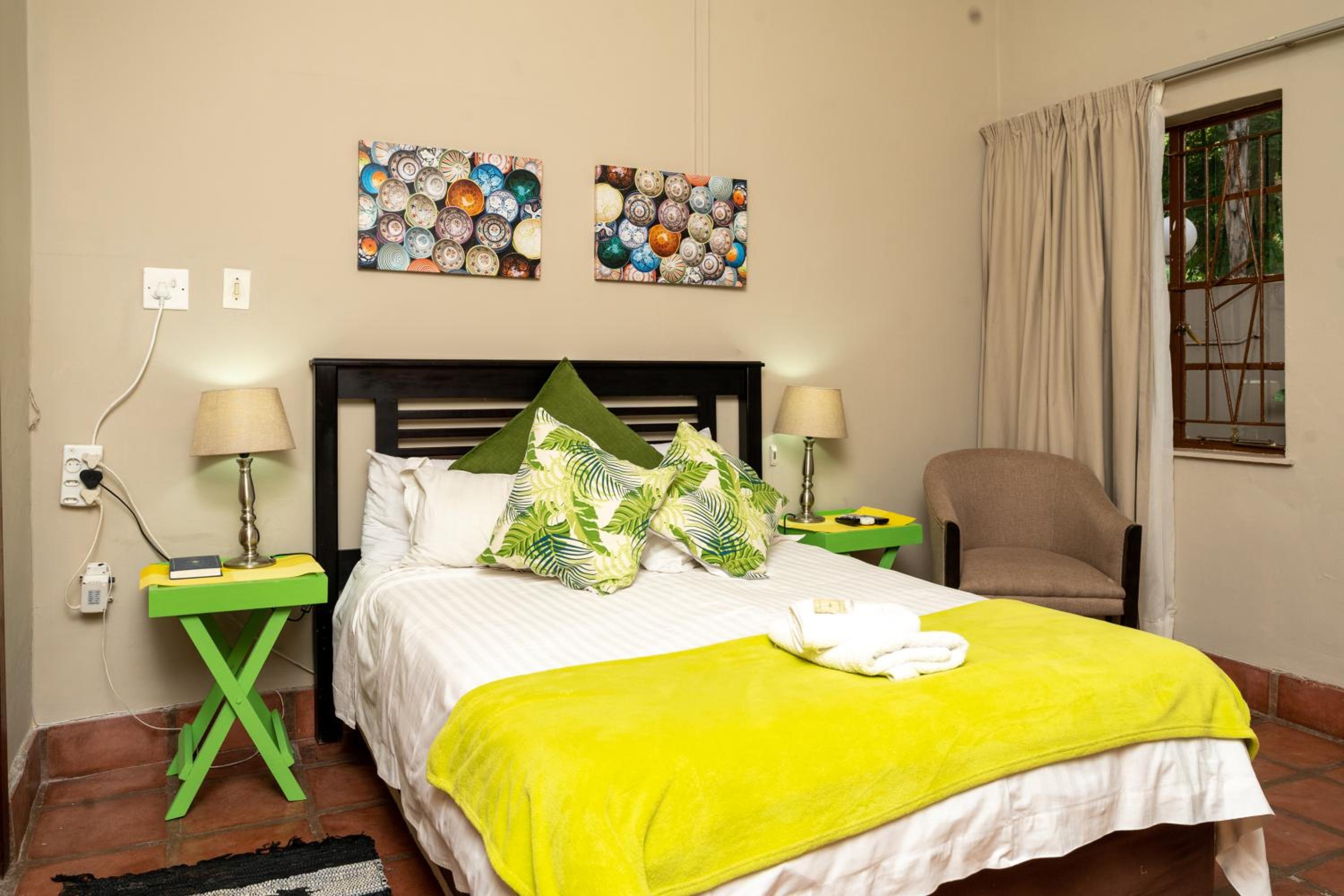 Standard Double Room - Photo 2