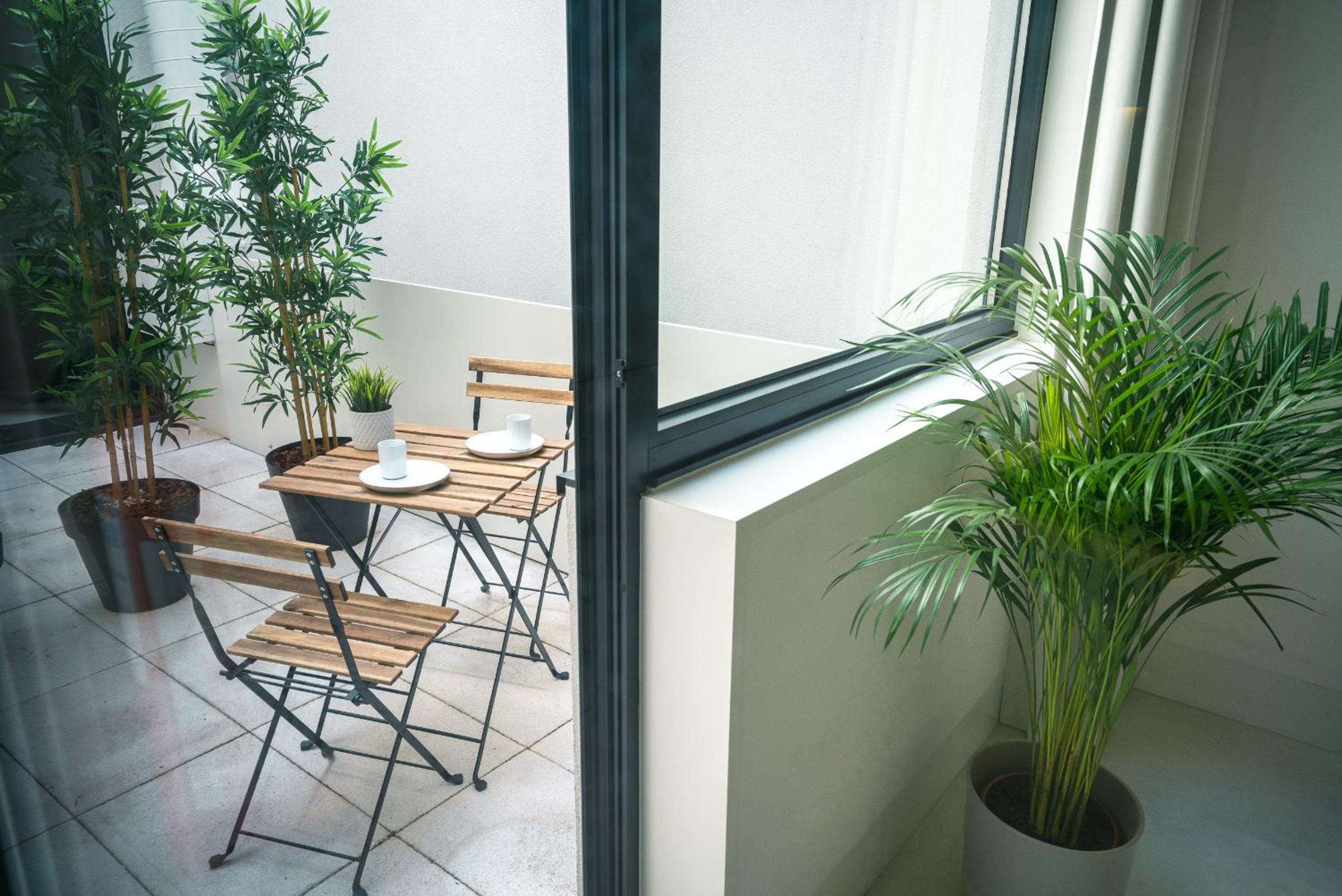 Apartment with Terrace - Photo 4
