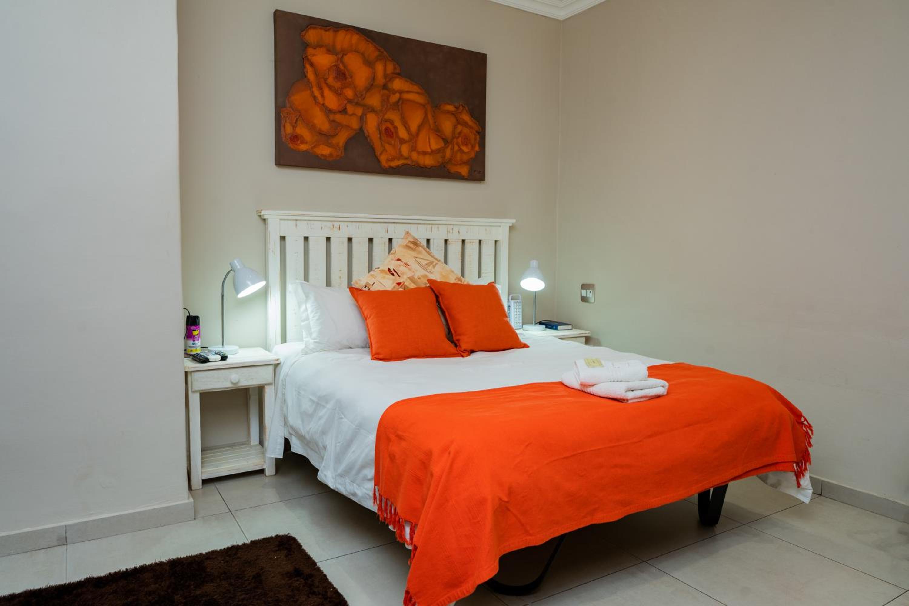 Standard Queen Room photo 1