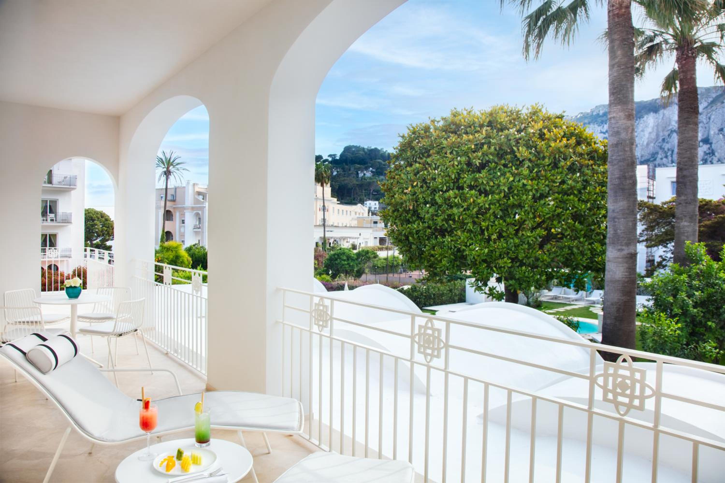 Suite with Terrace and Garden View photo 3