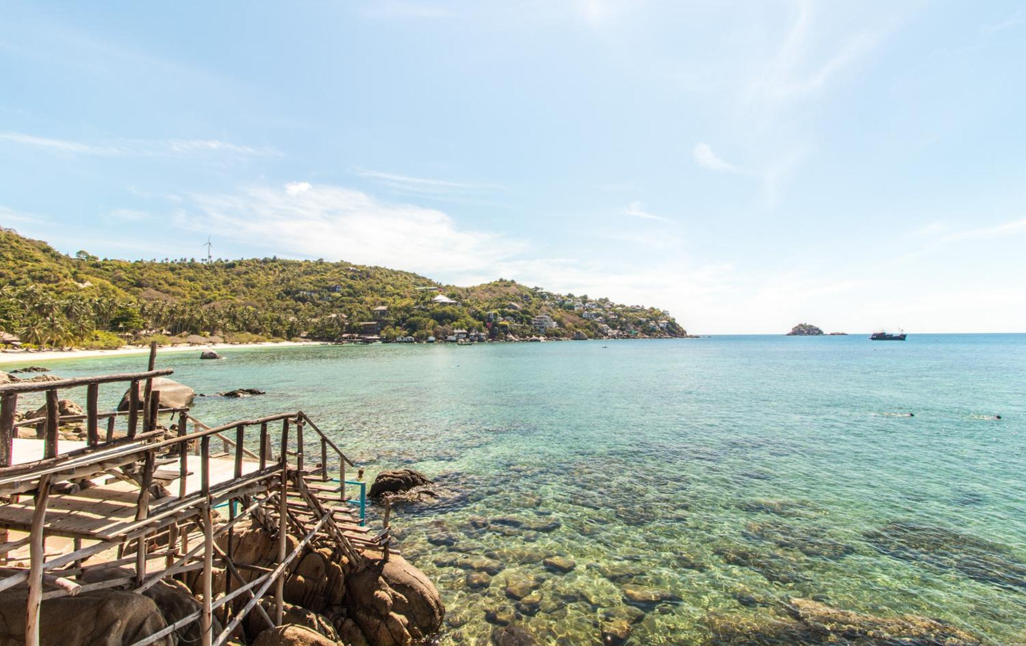 Deluxe Romantic Bungalow with Sea View photo 2