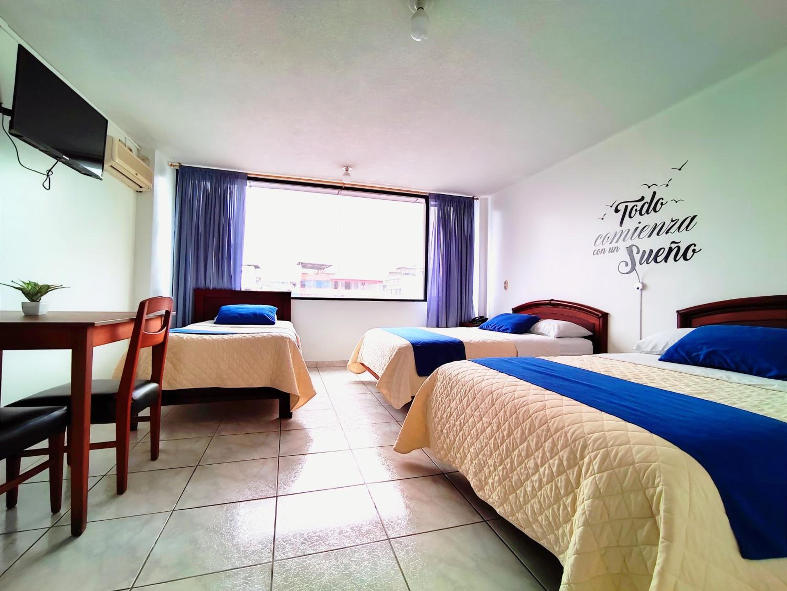 Standard Triple Room photo 2