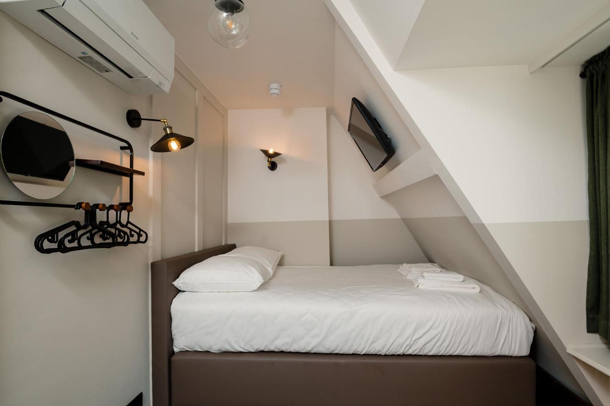 Budget Single Room