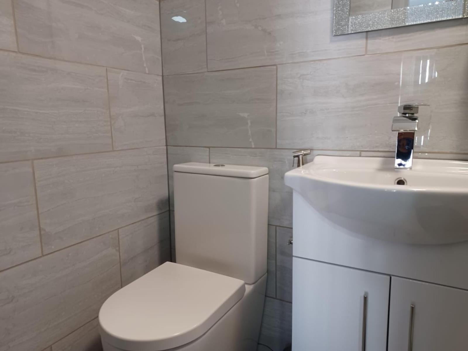 Three-Bedroom Apartment - Photo 16