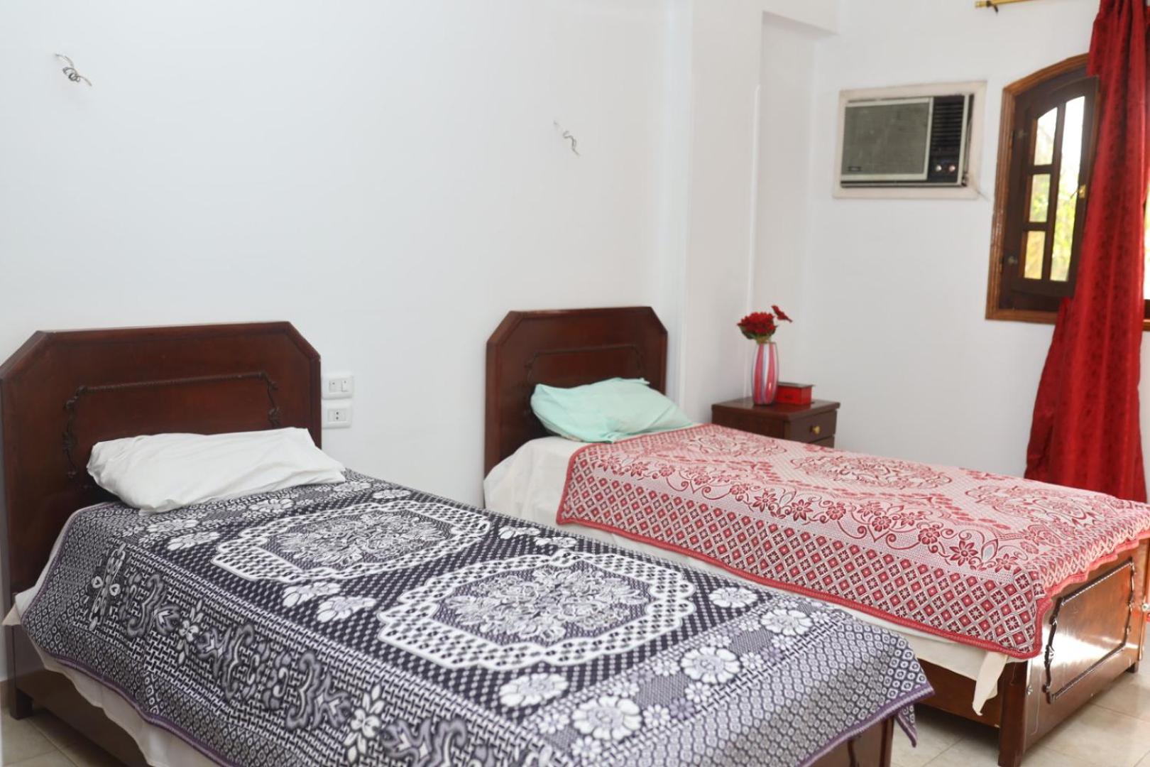 Two-Bedroom Apartment - Photo 2