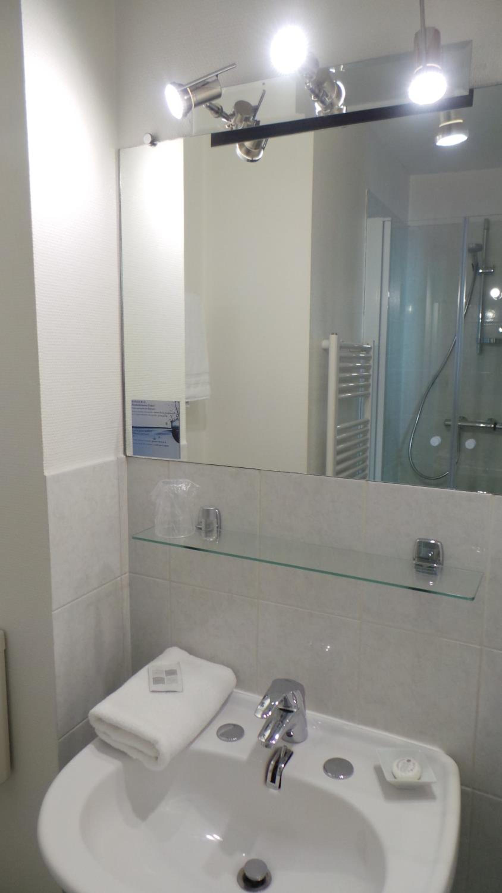 Chambre Triple Dernier Etage sans Ascenseur photo 2