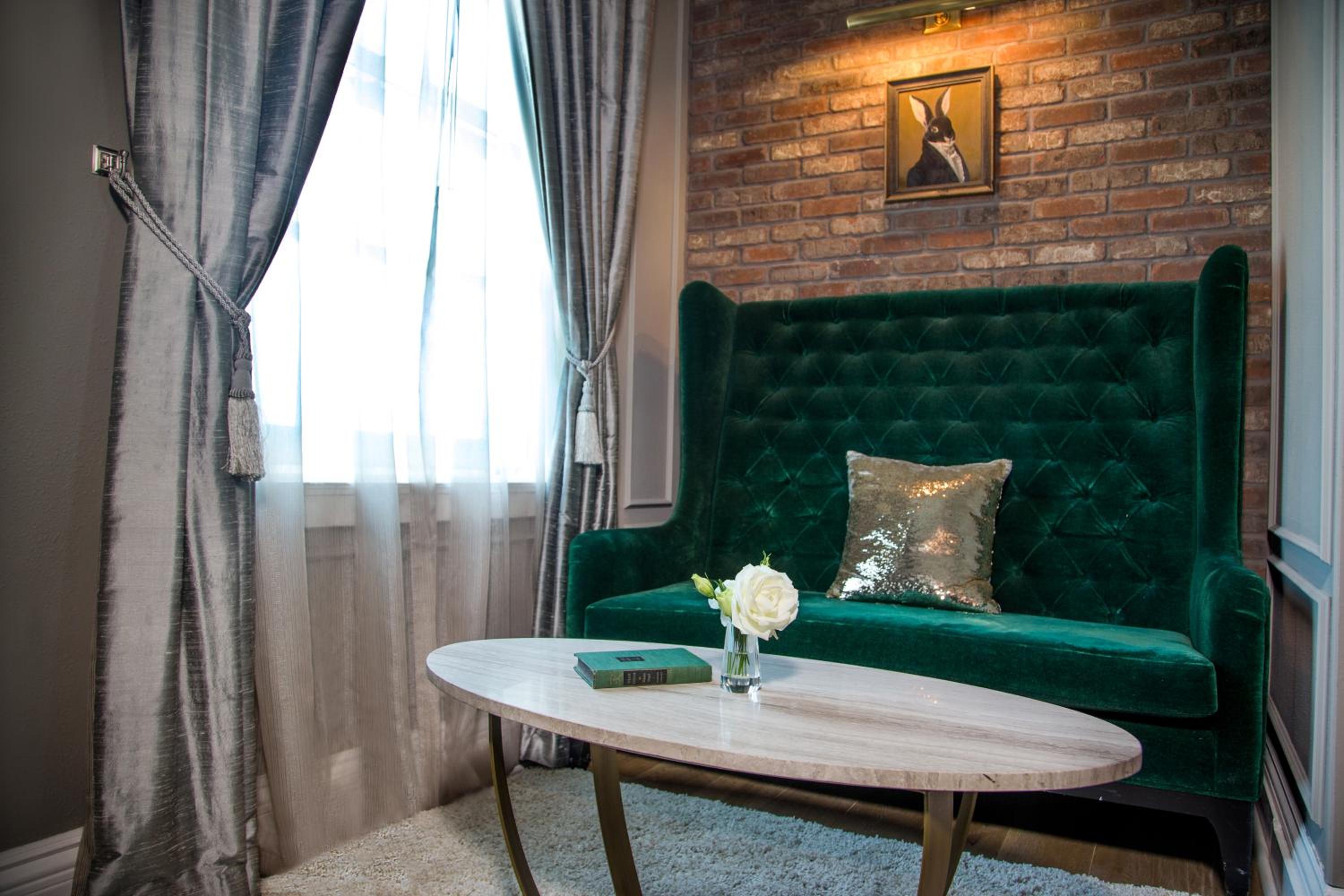 Luxury King Room photo 2
