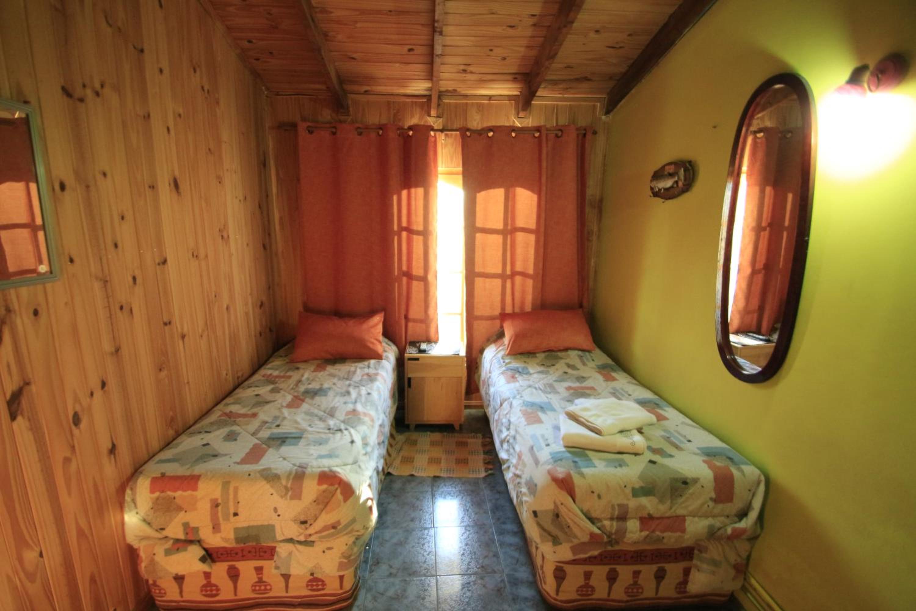 Double or Twin Room with Shared Bathroom photo 2