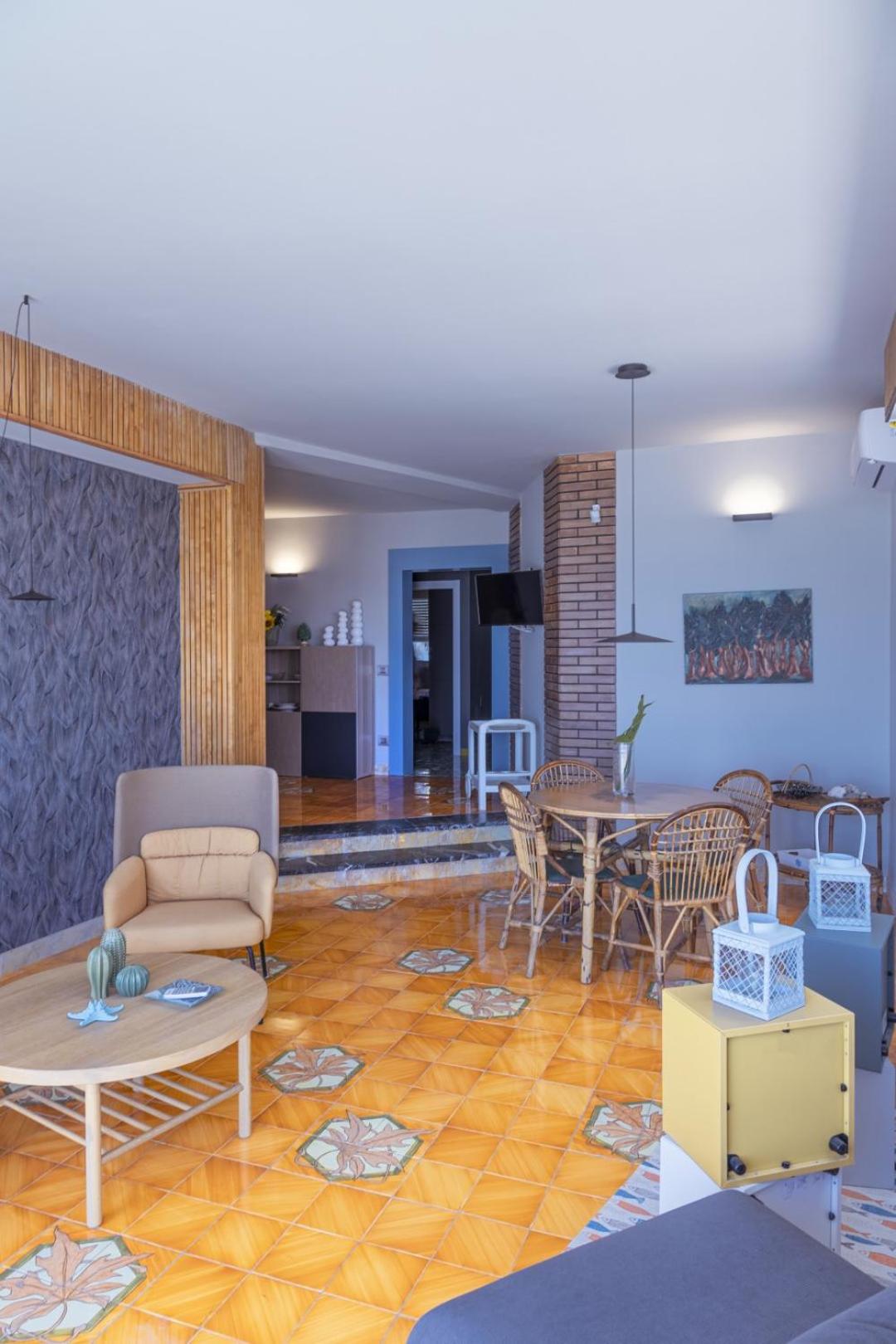 Three-Bedroom Villa photo 1
