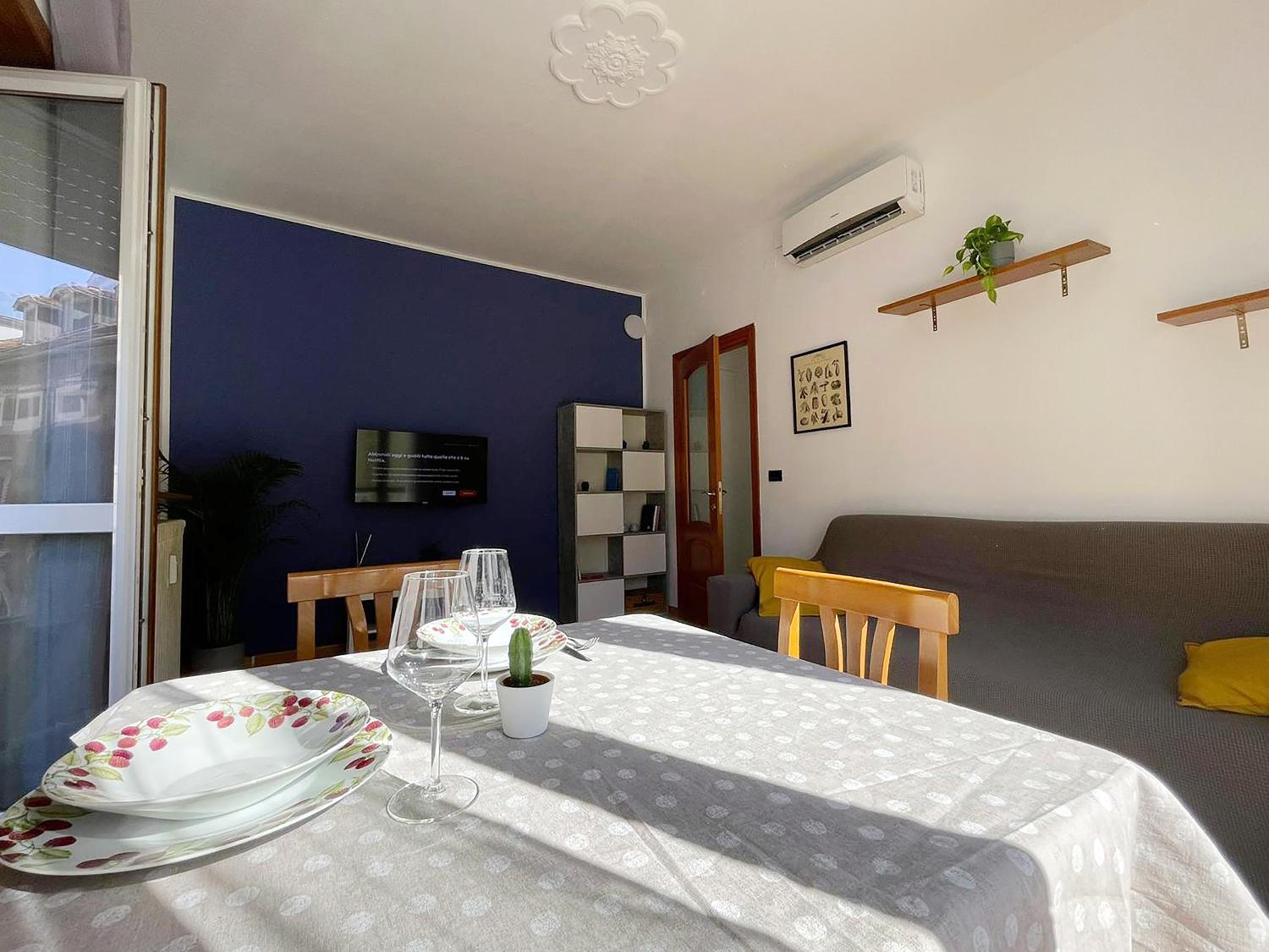 Two-Bedroom Apartment - Photo 8