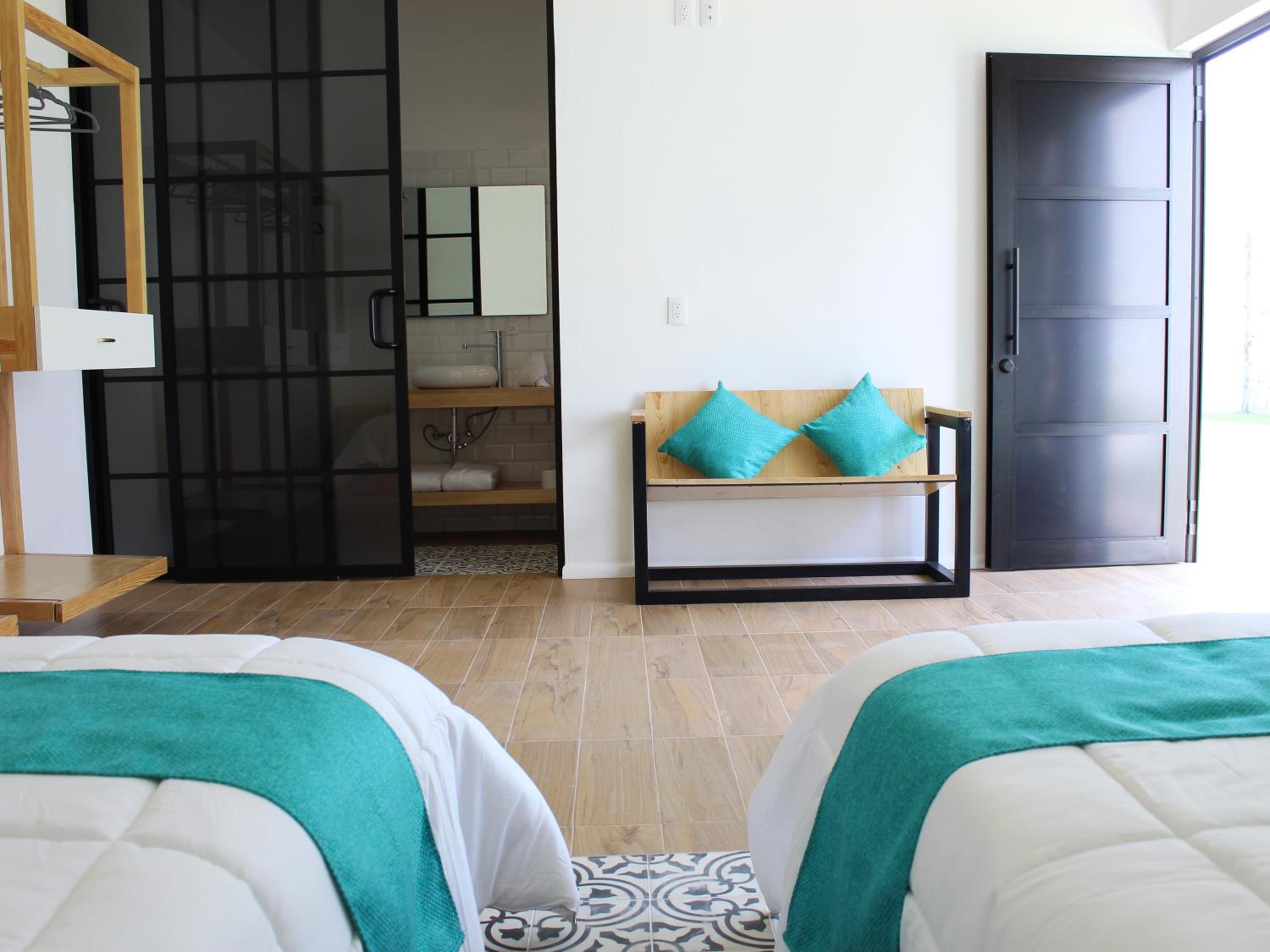 Standard Double Room with Two Double Beds photo 3