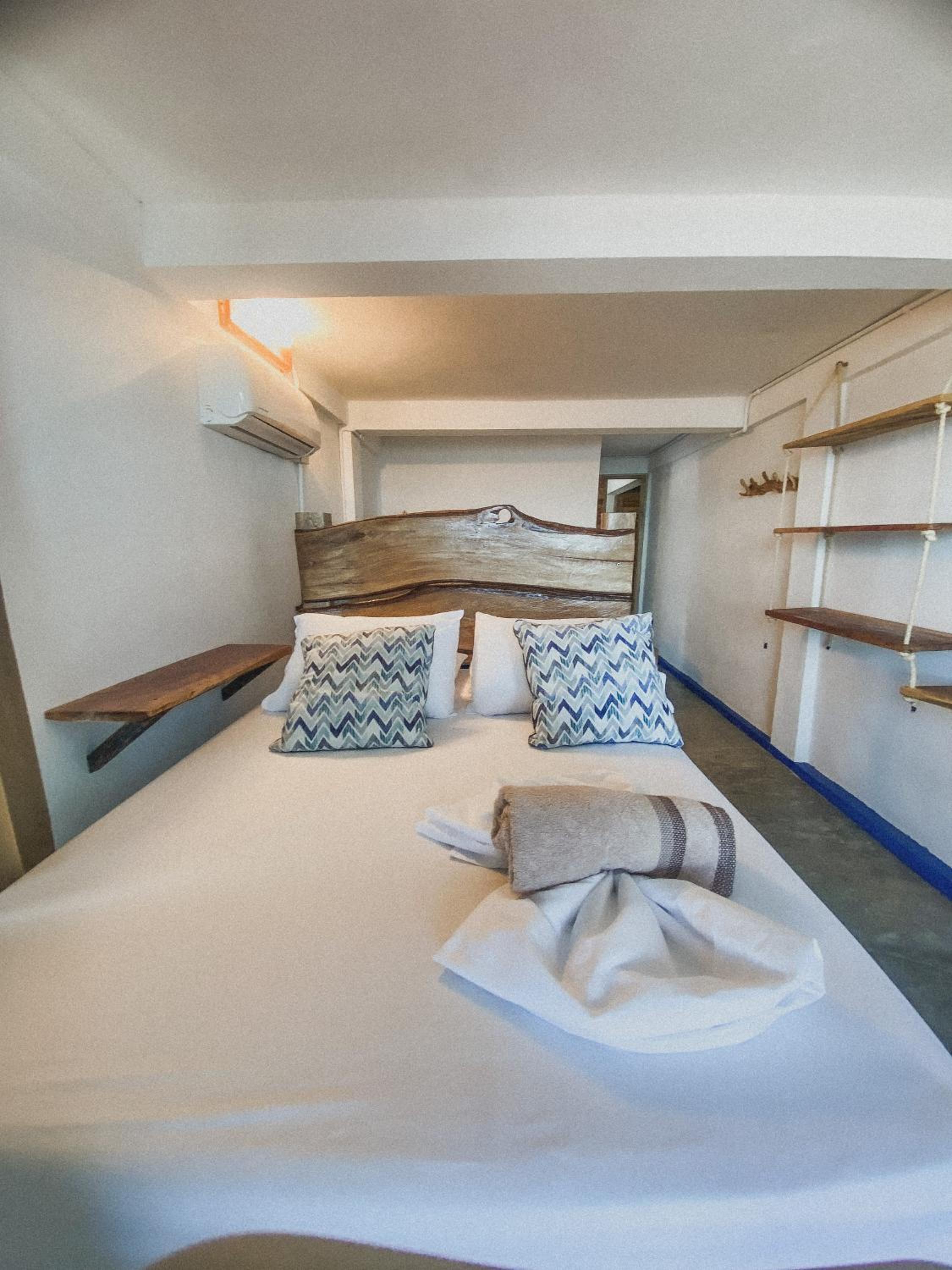 Standard Triple Room with Sea View photo 1