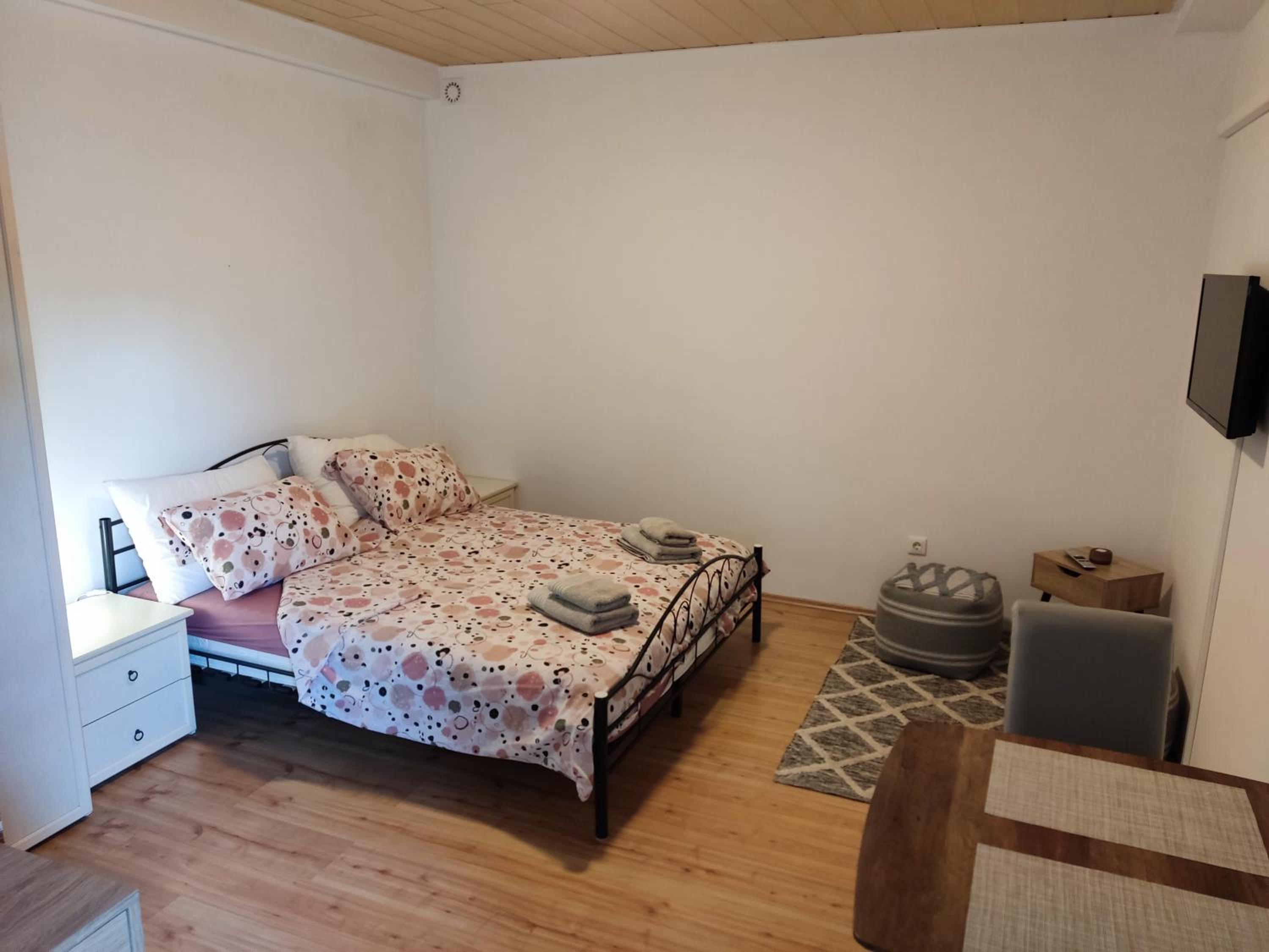 Double Room - Photo 1