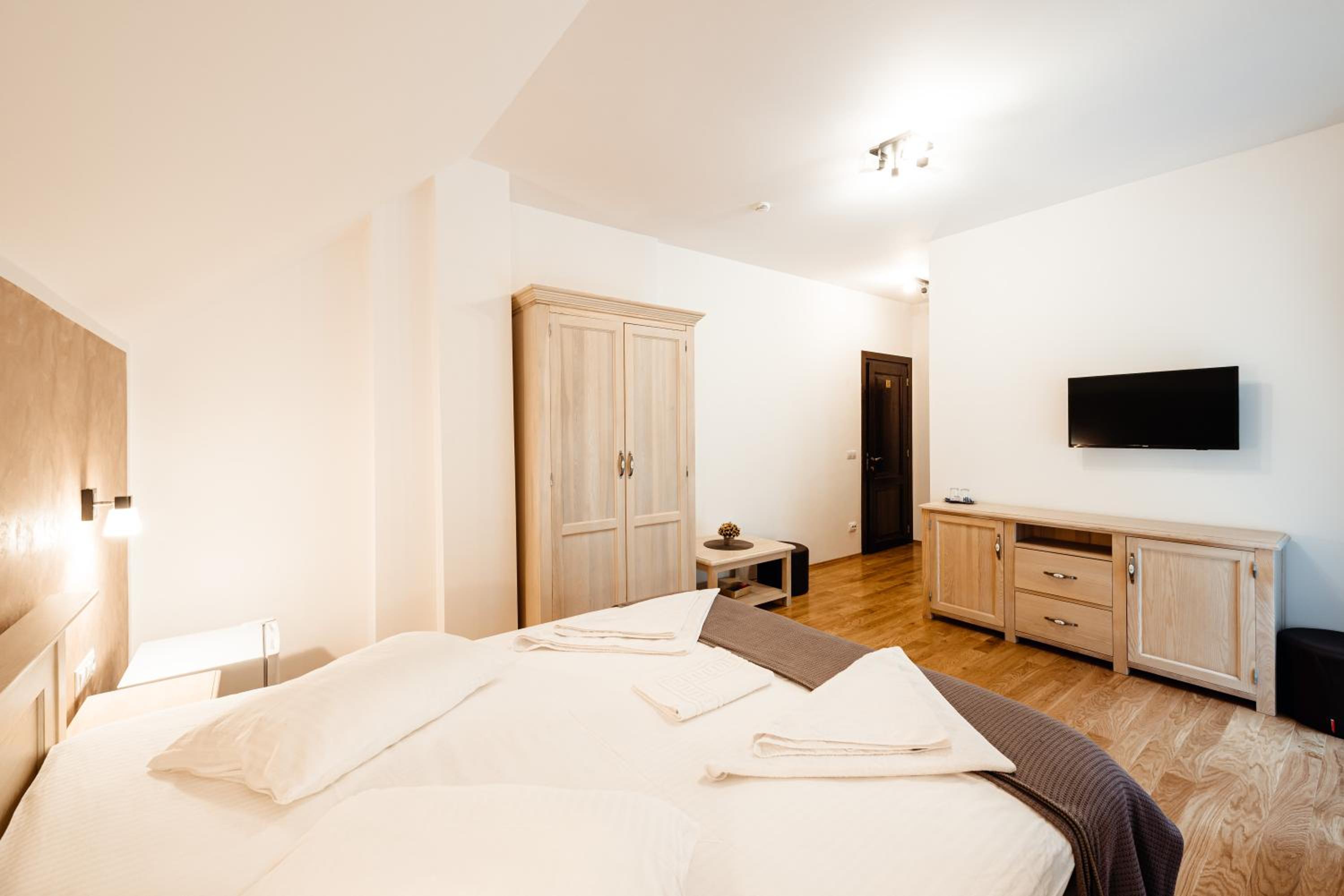 Double Room - Photo 1