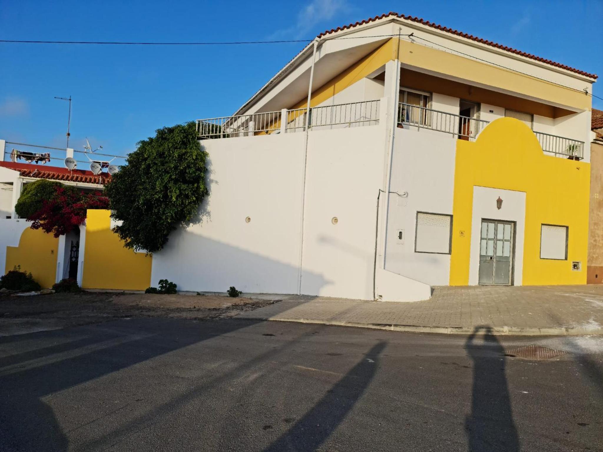 Double Room - Photo 25