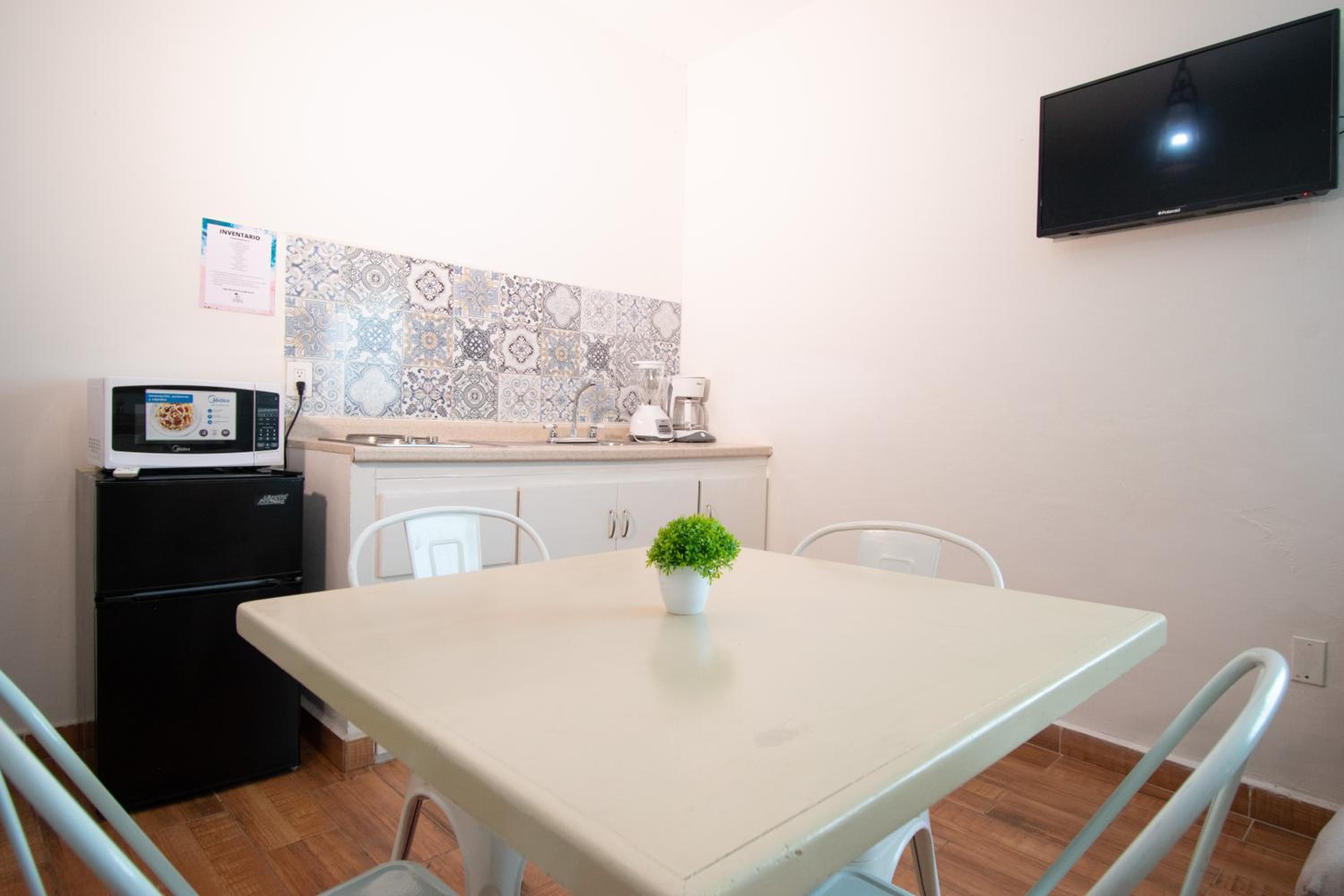 One-Bedroom Apartment - Photo 16