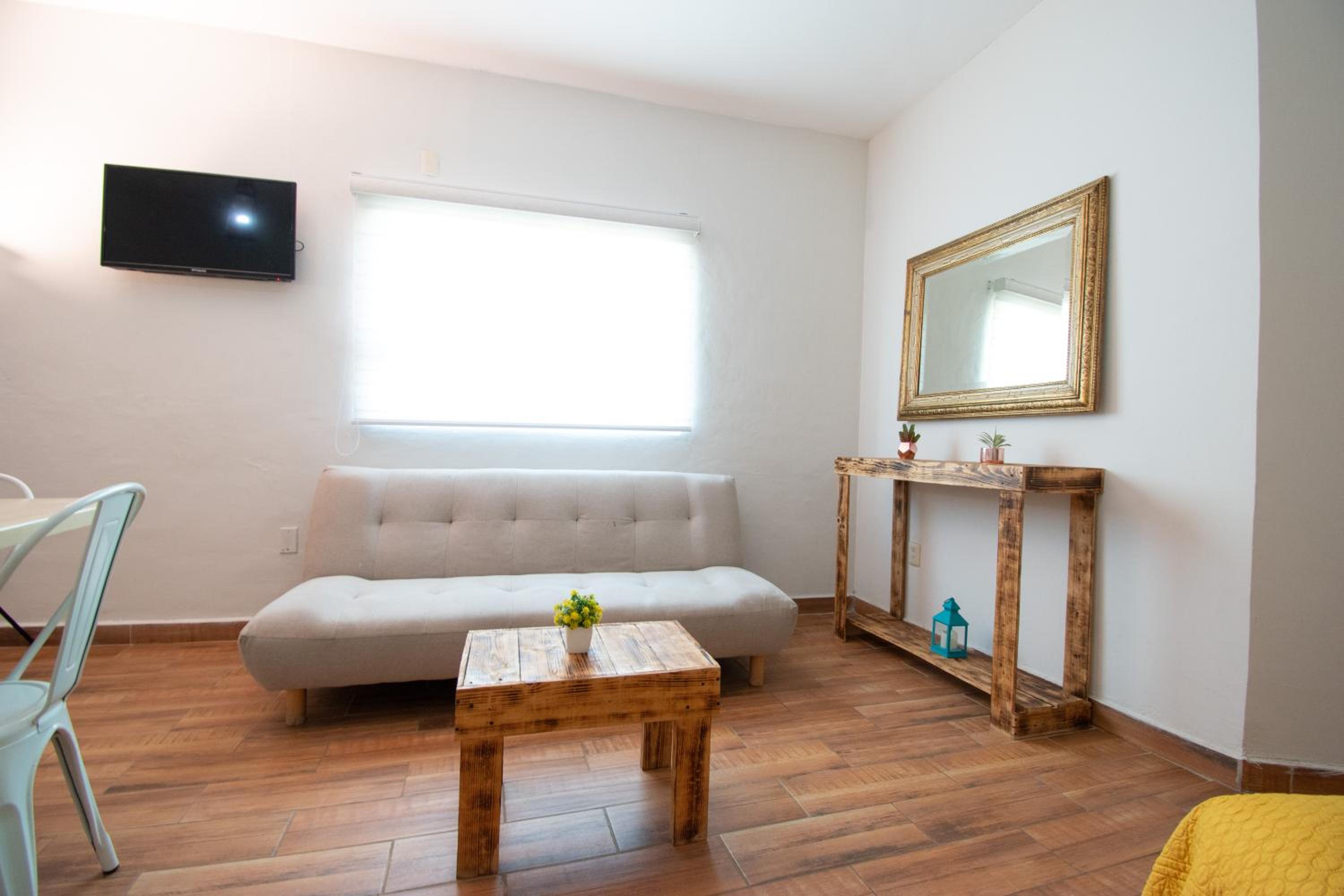 One-Bedroom Apartment - Photo 7